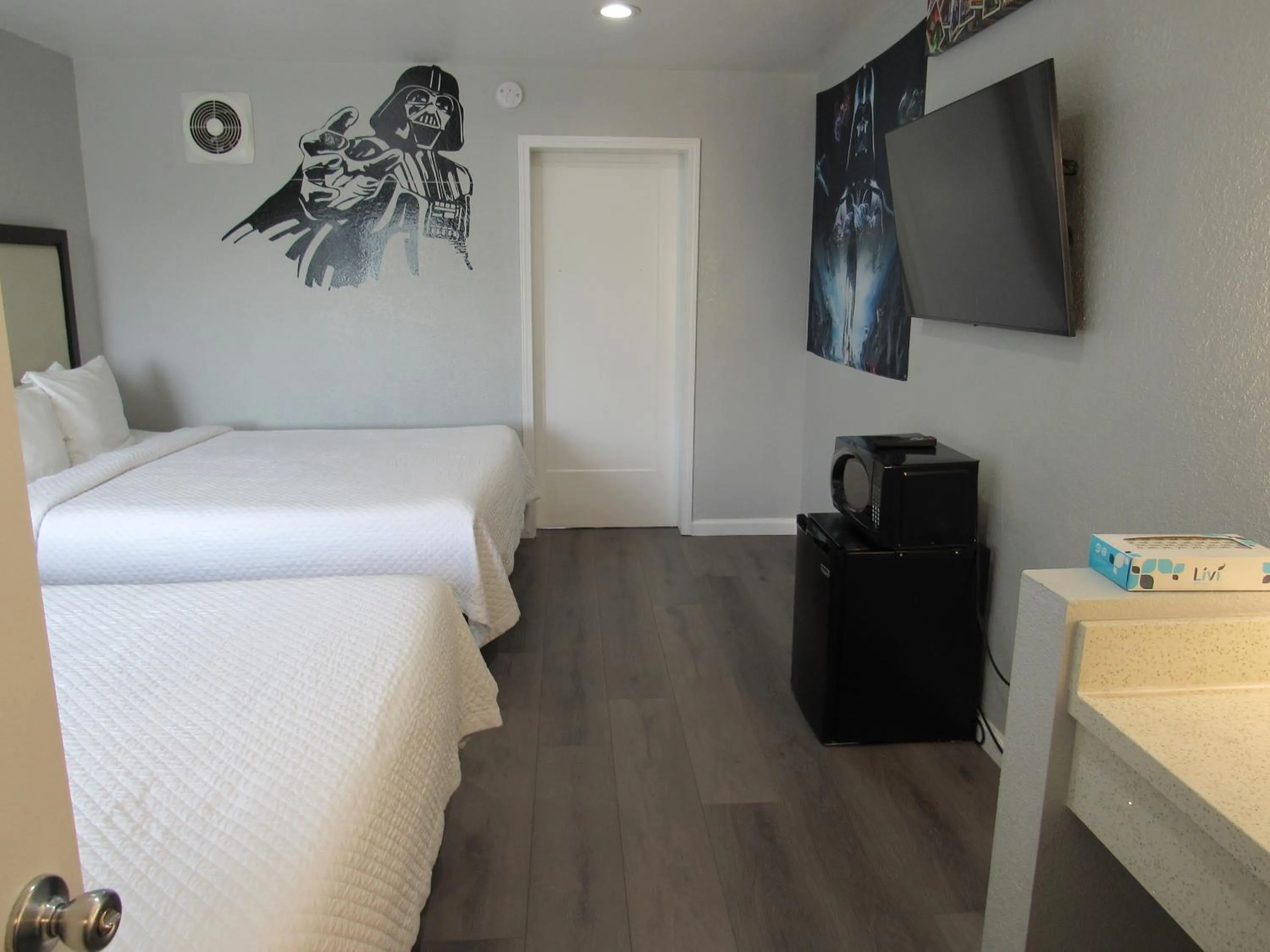 Family Suite in Capri Suites Anaheim