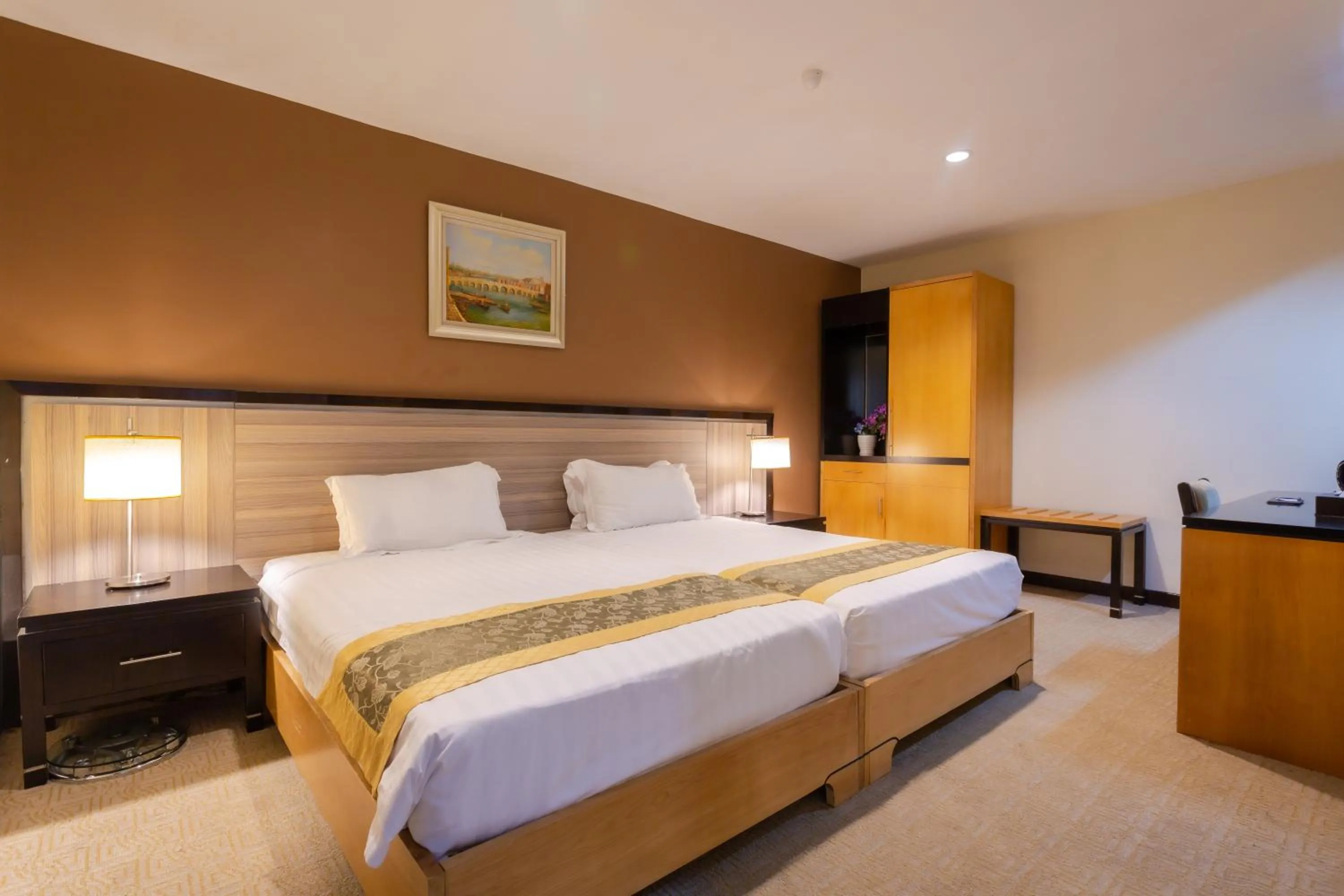 Standard Double Room (Combined Bed, No Window) in Hallmark View Hotel