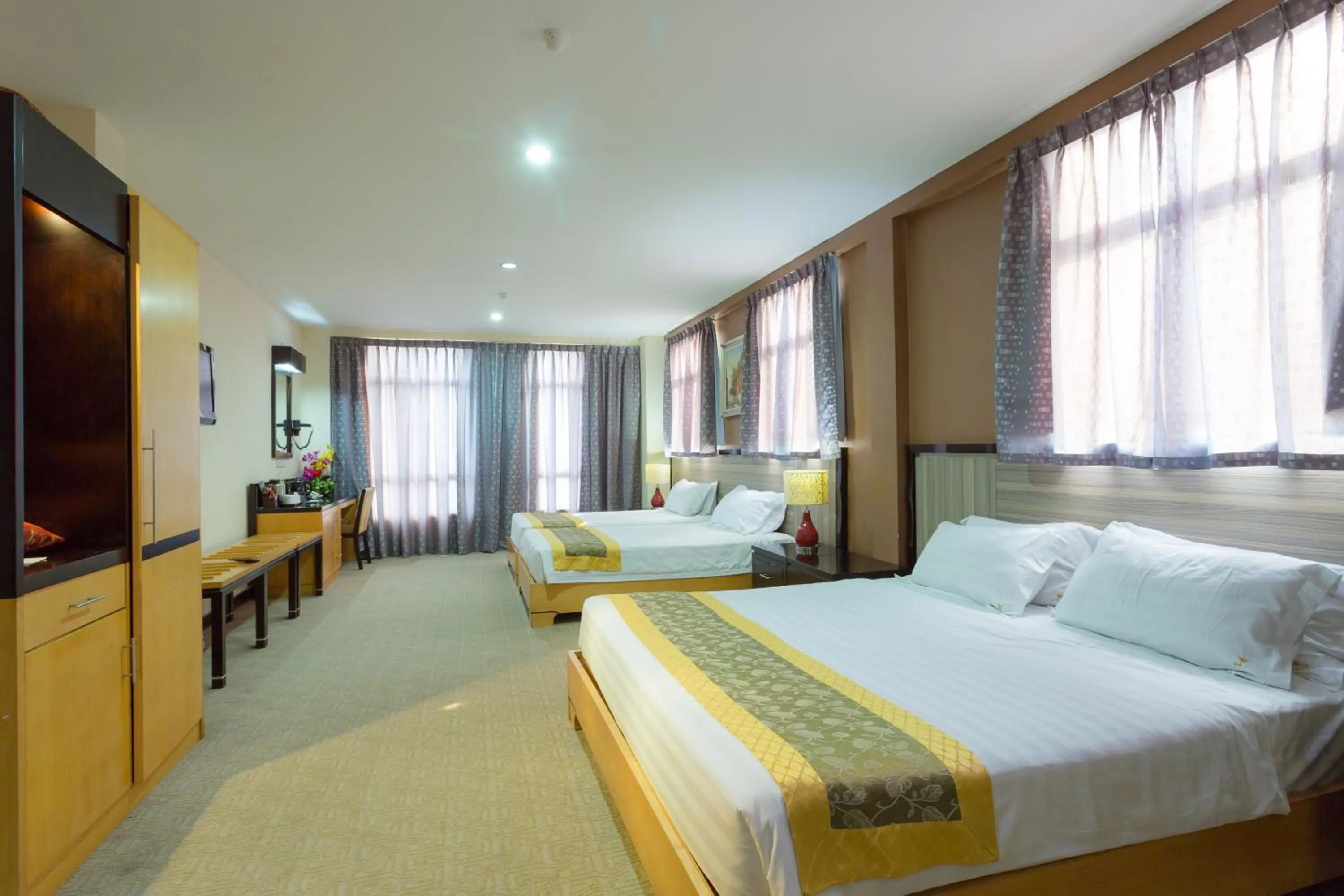 Family Suite in Hallmark View Hotel