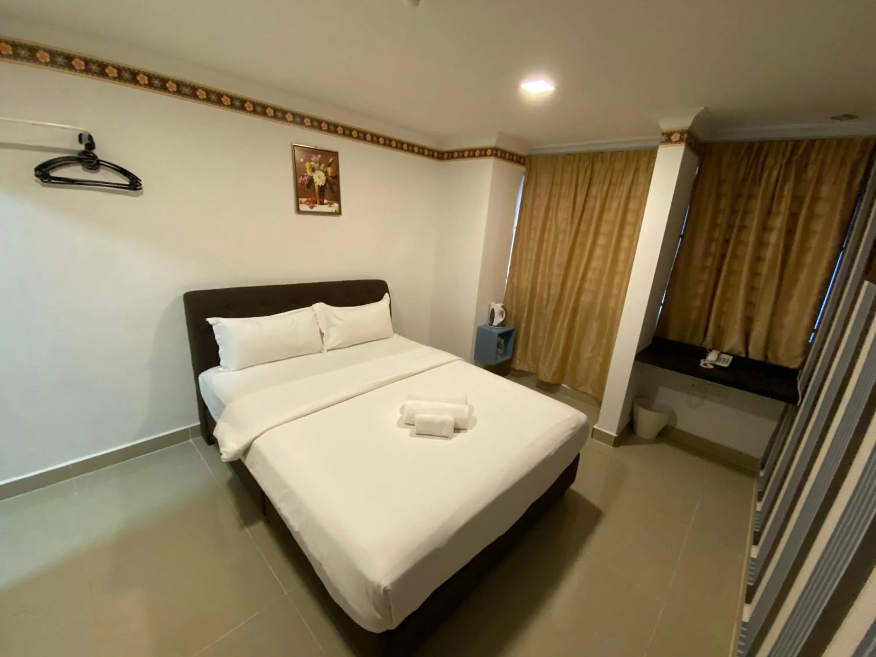 Deluxe Double Room in Shobi Hotel Johor Bahru Near CIQ JB