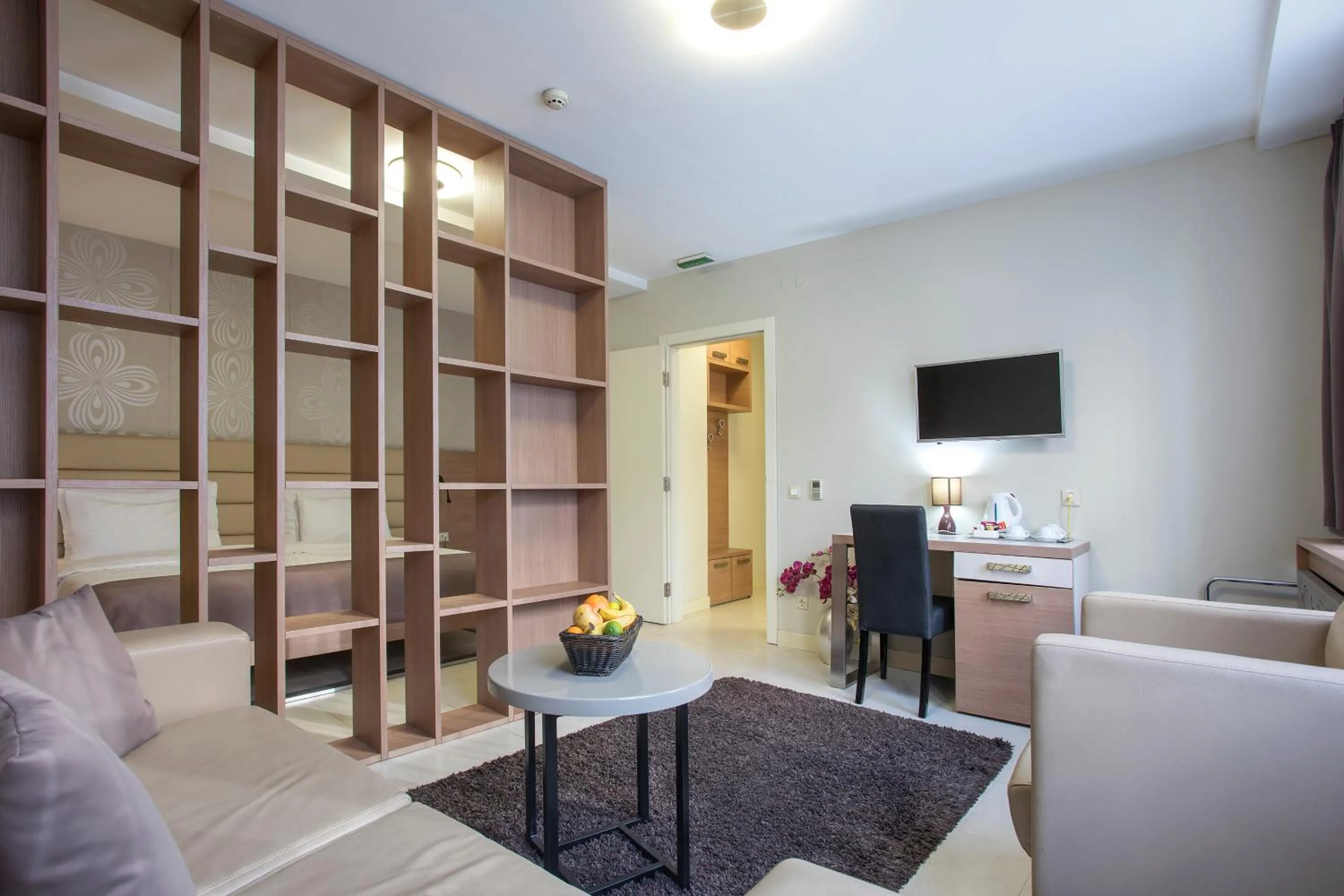 Deluxe Double or Twin Room with Free Parking in Hotel Srbija Garden-FREE PARKING