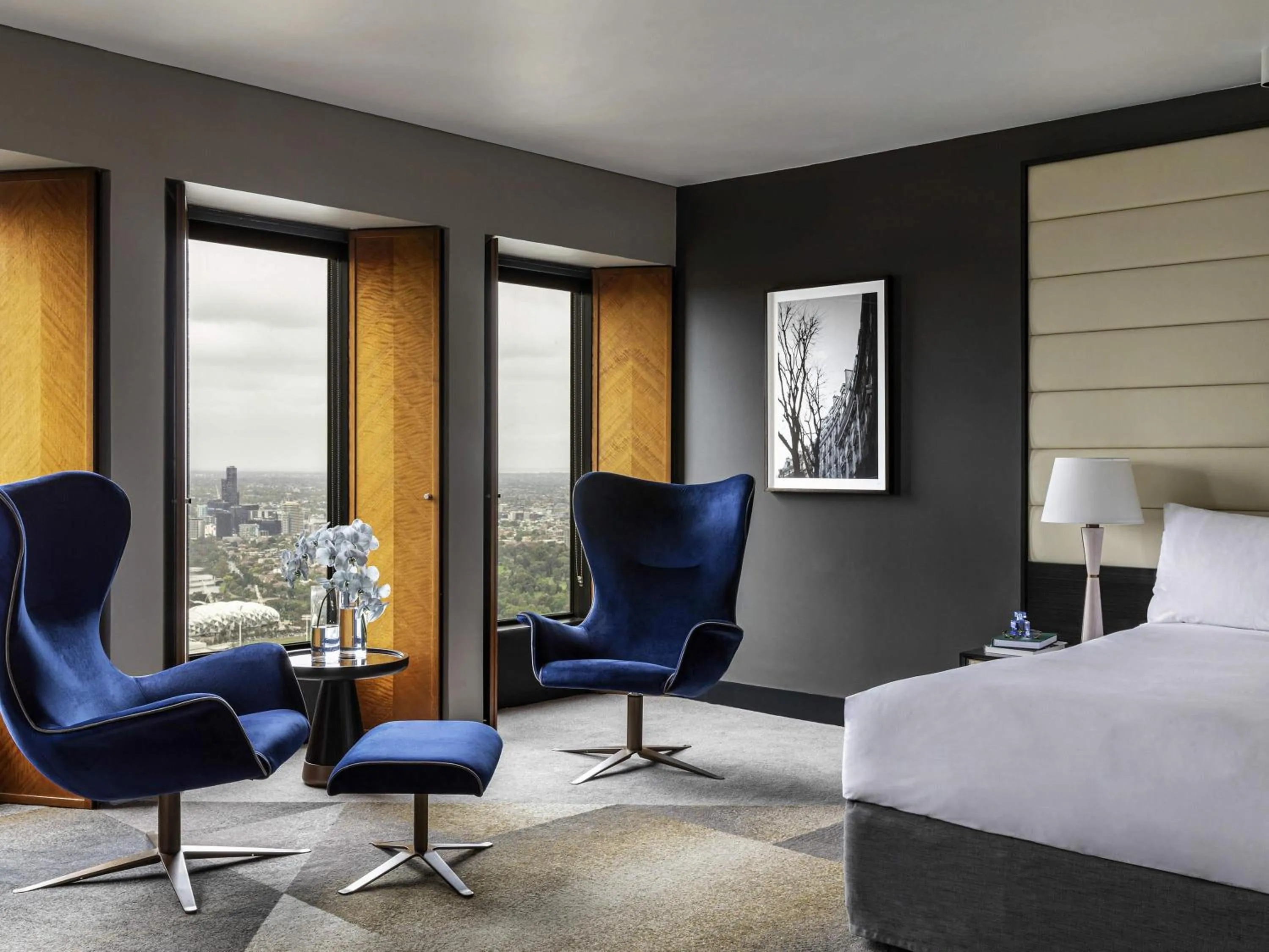 Deluxe King Room with Park View in Sofitel Melbourne On Collins