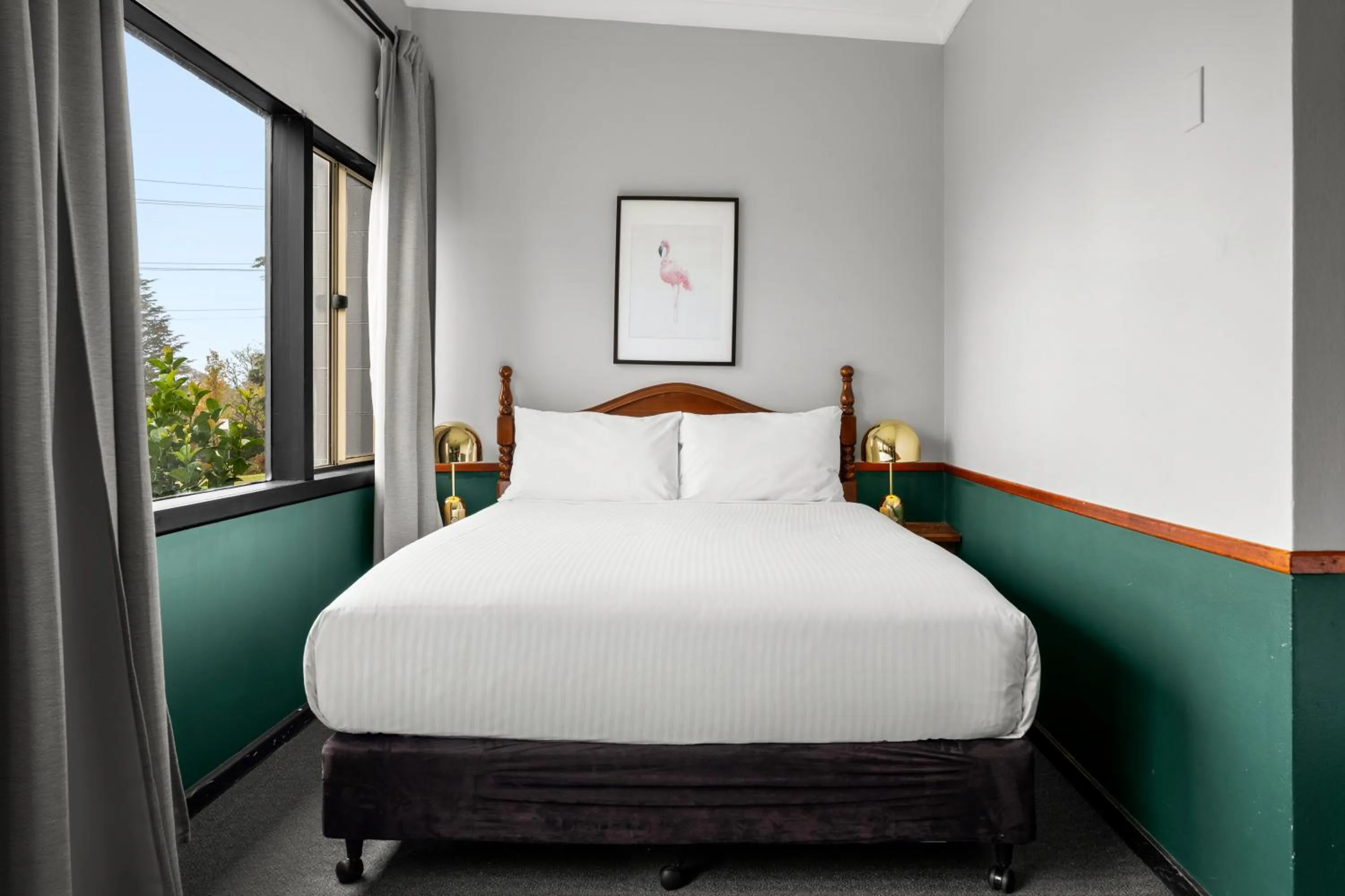 Garden View Queen plus One in Motel Echo Point