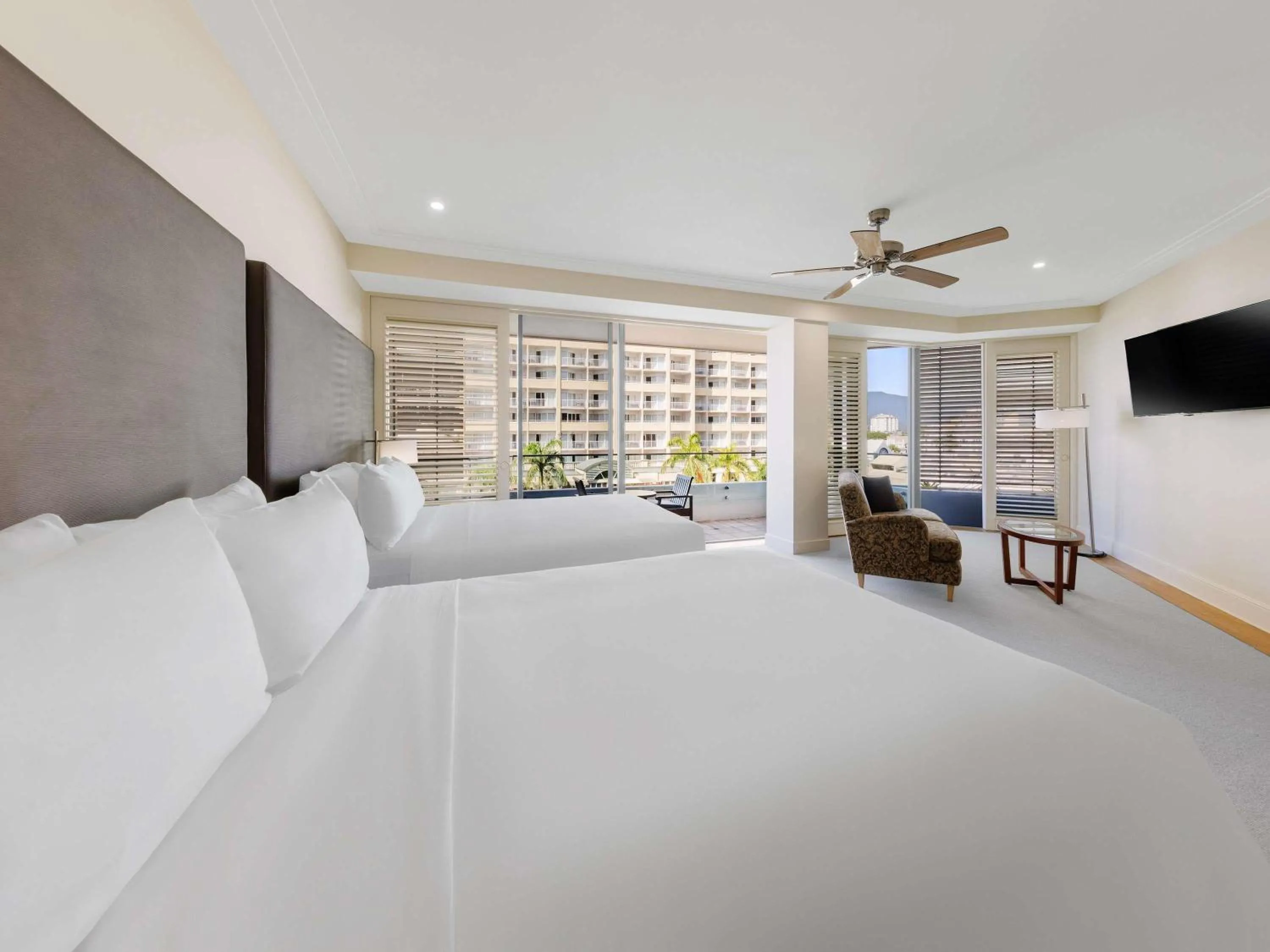 Junior Twin Suite with Two Double Beds and City Views with one drink voucher  in Pullman Reef Hotel Casino