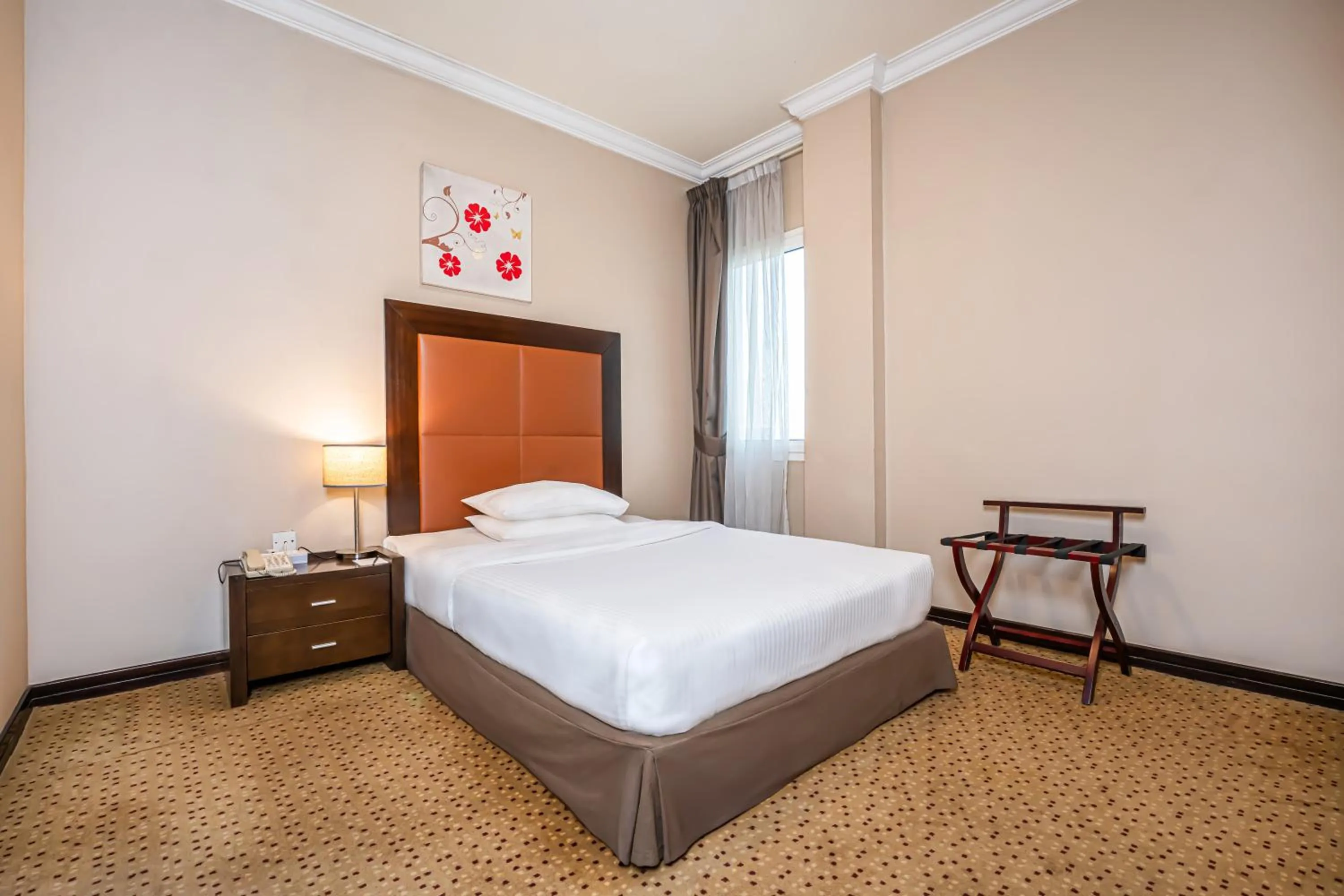 Superior Queen Room in Kingsgate Hotel Doha by Millennium Hotels