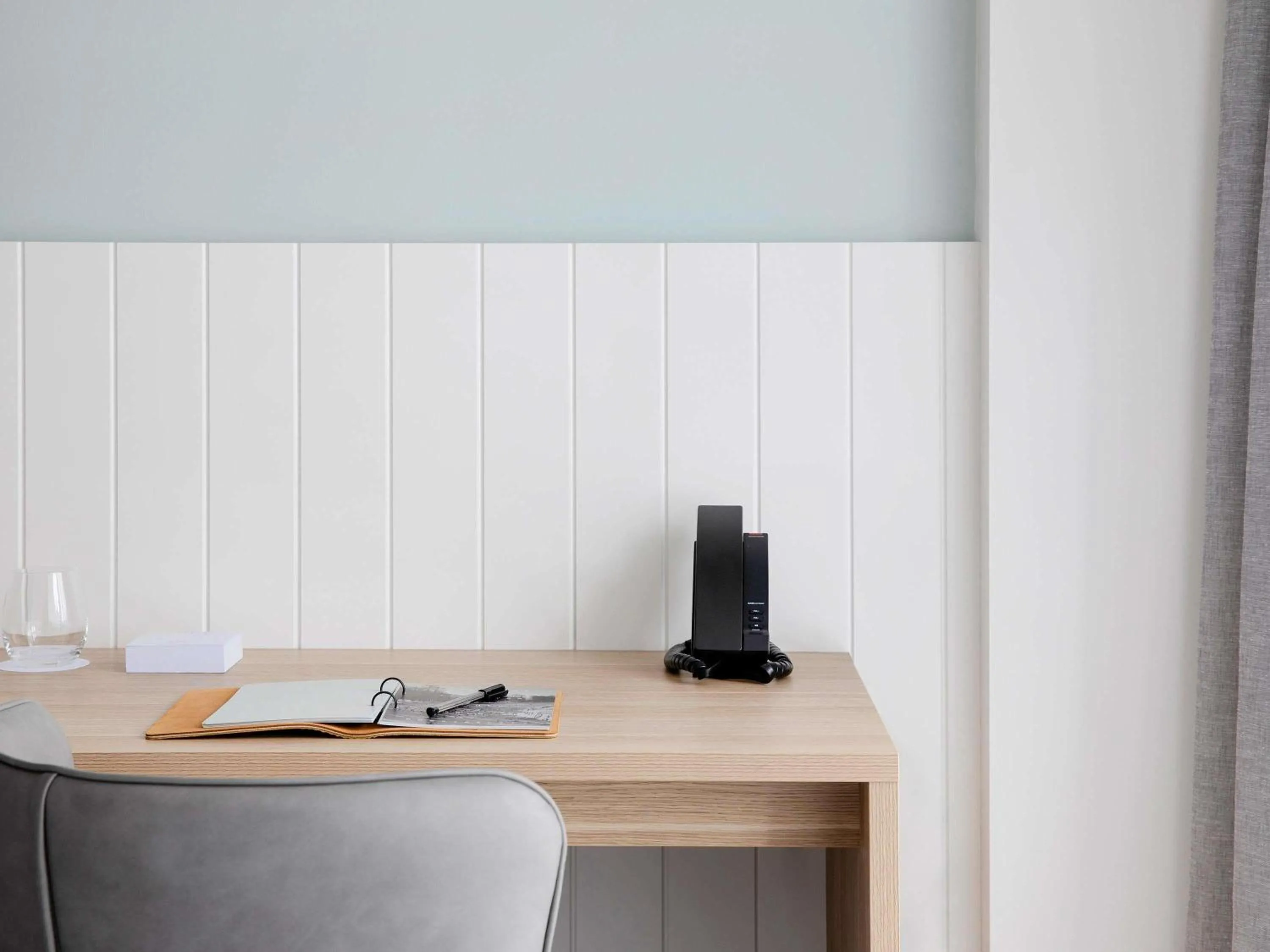 Standard Queen Room in Manly Pacific Sydney MGallery Collection