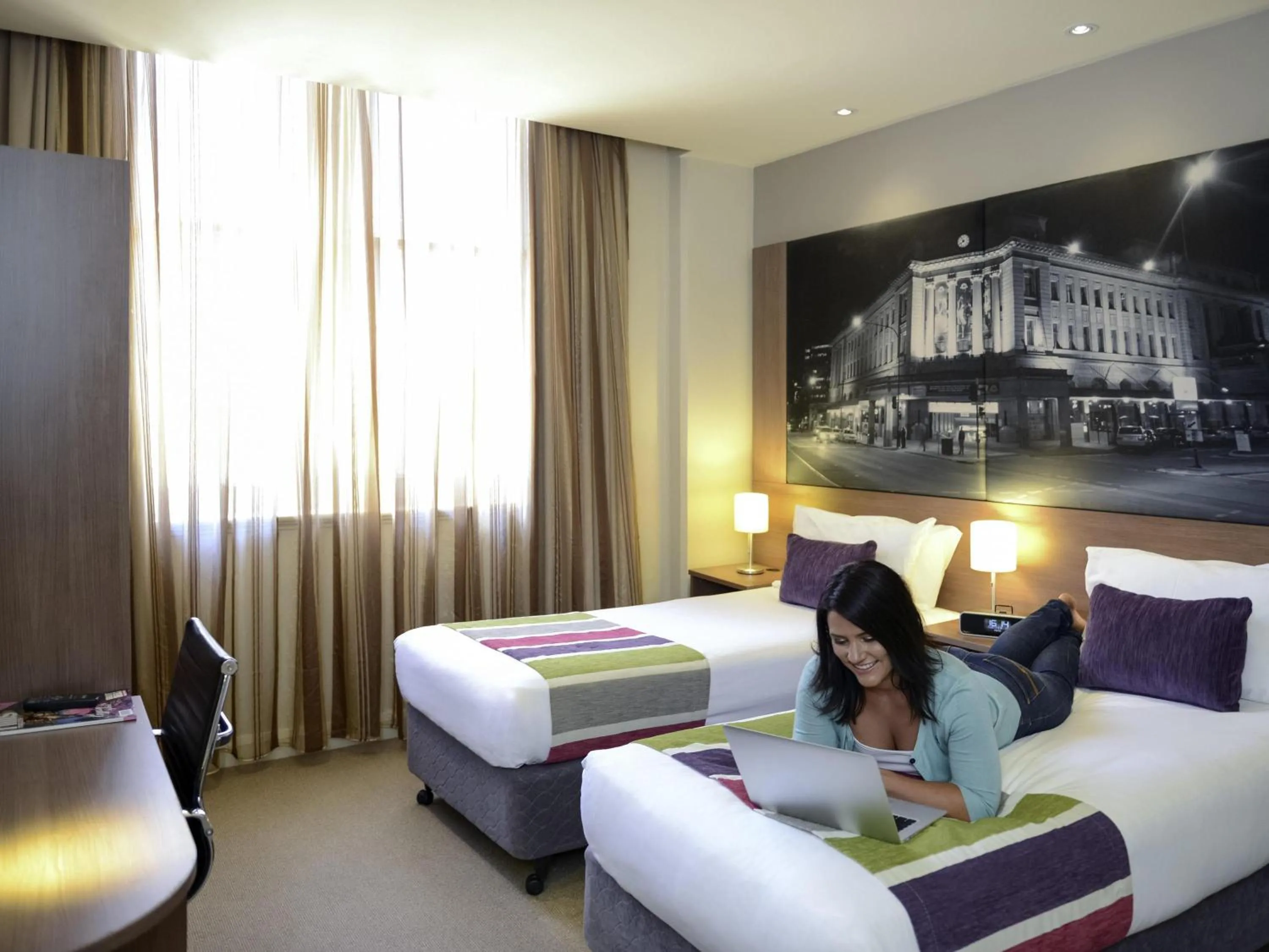 Superior Twin Room with 2 Single Beds in Grosvenor Hotel Adelaide by Accor
