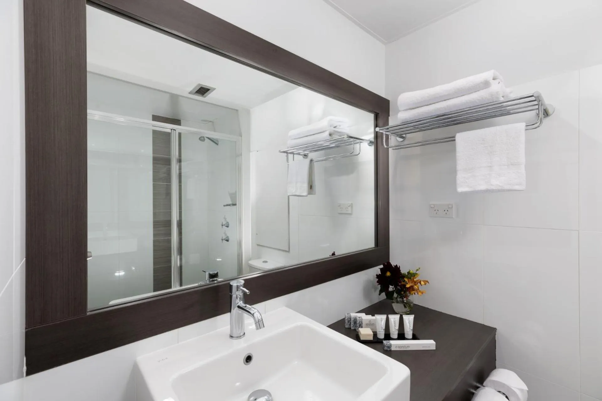 Superior Double Room in Rydges Geelong