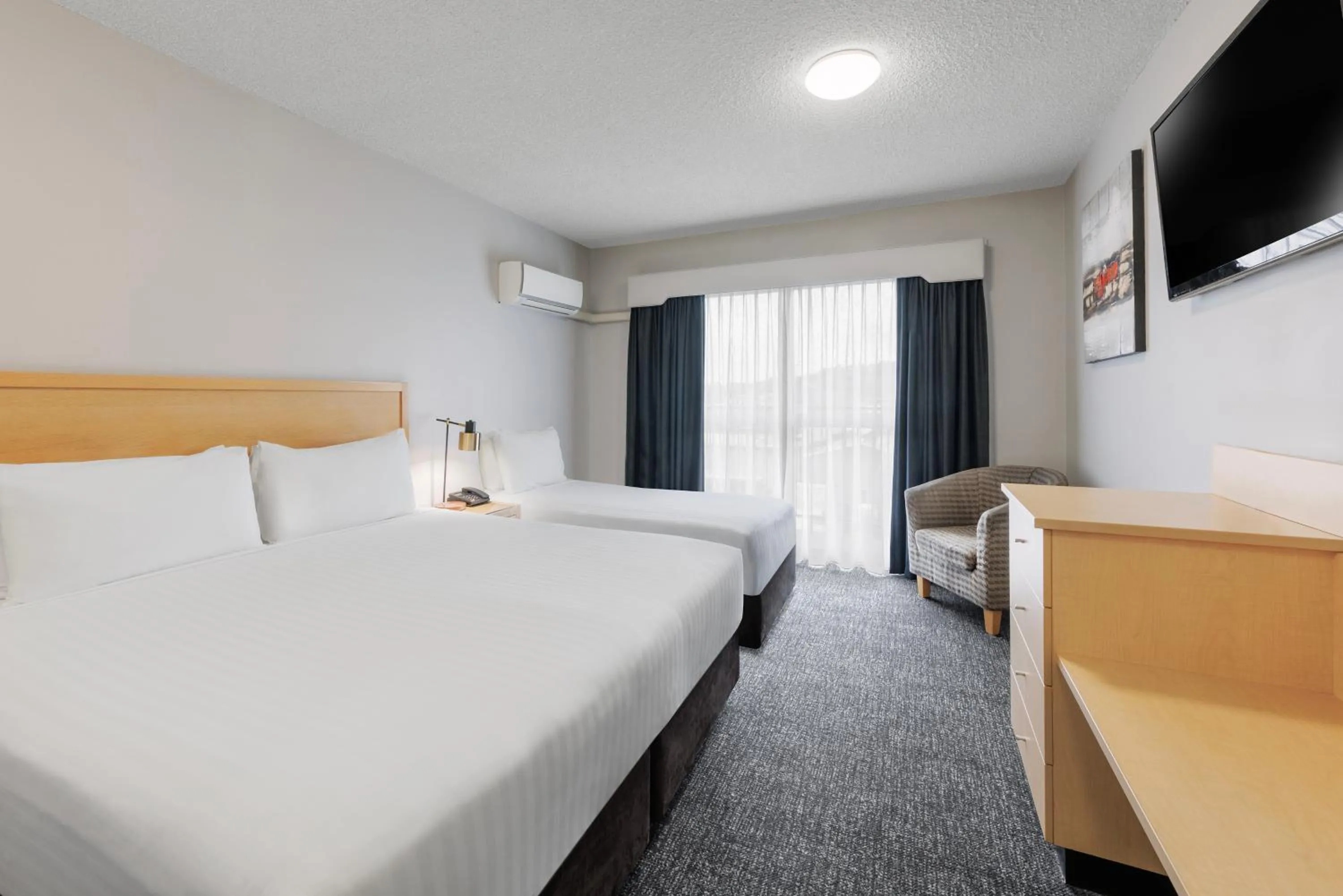 King and Single Room in Best Western Hobart