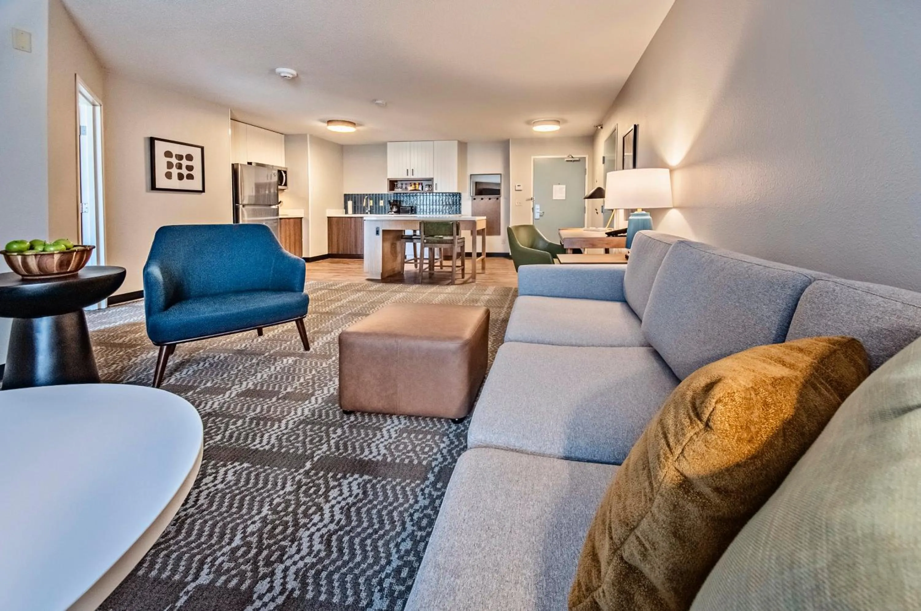 One-Bedroom King Suite in Staybridge Suites - Cedar Rapids North by IHG