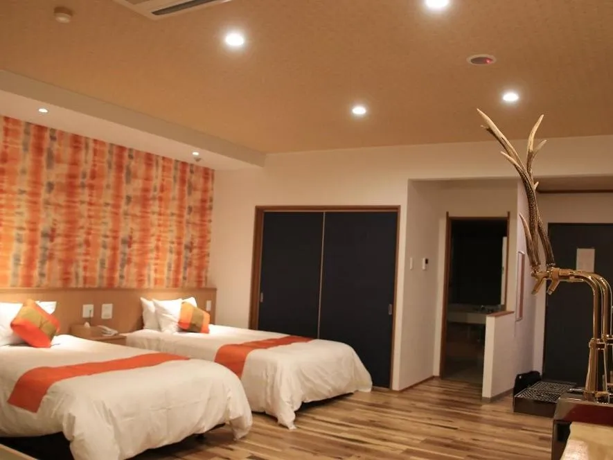 Twin Room with free drink beer-Non-Smoking- Japanese Kaiseki Dinner Course in Hinotani Onsen Misugi Resort