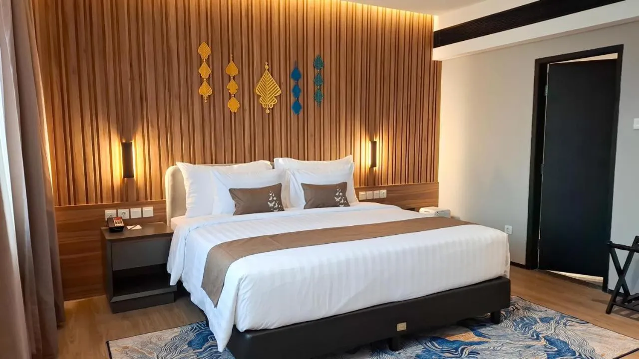 Executive Suite - single occupancy in Patra Semarang Hotel & Convention