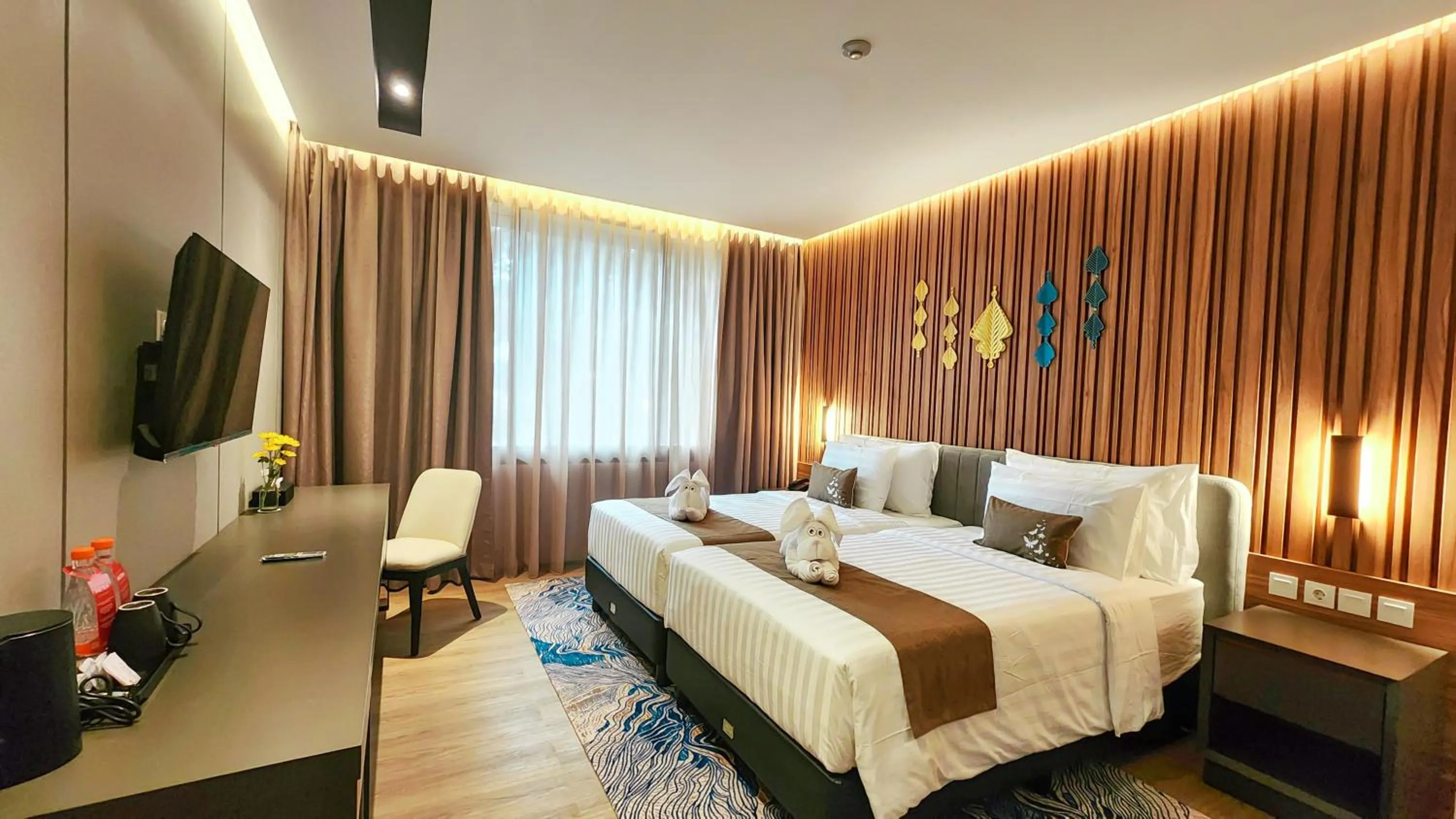 Deluxe Twin Room in Patra Semarang Hotel & Convention