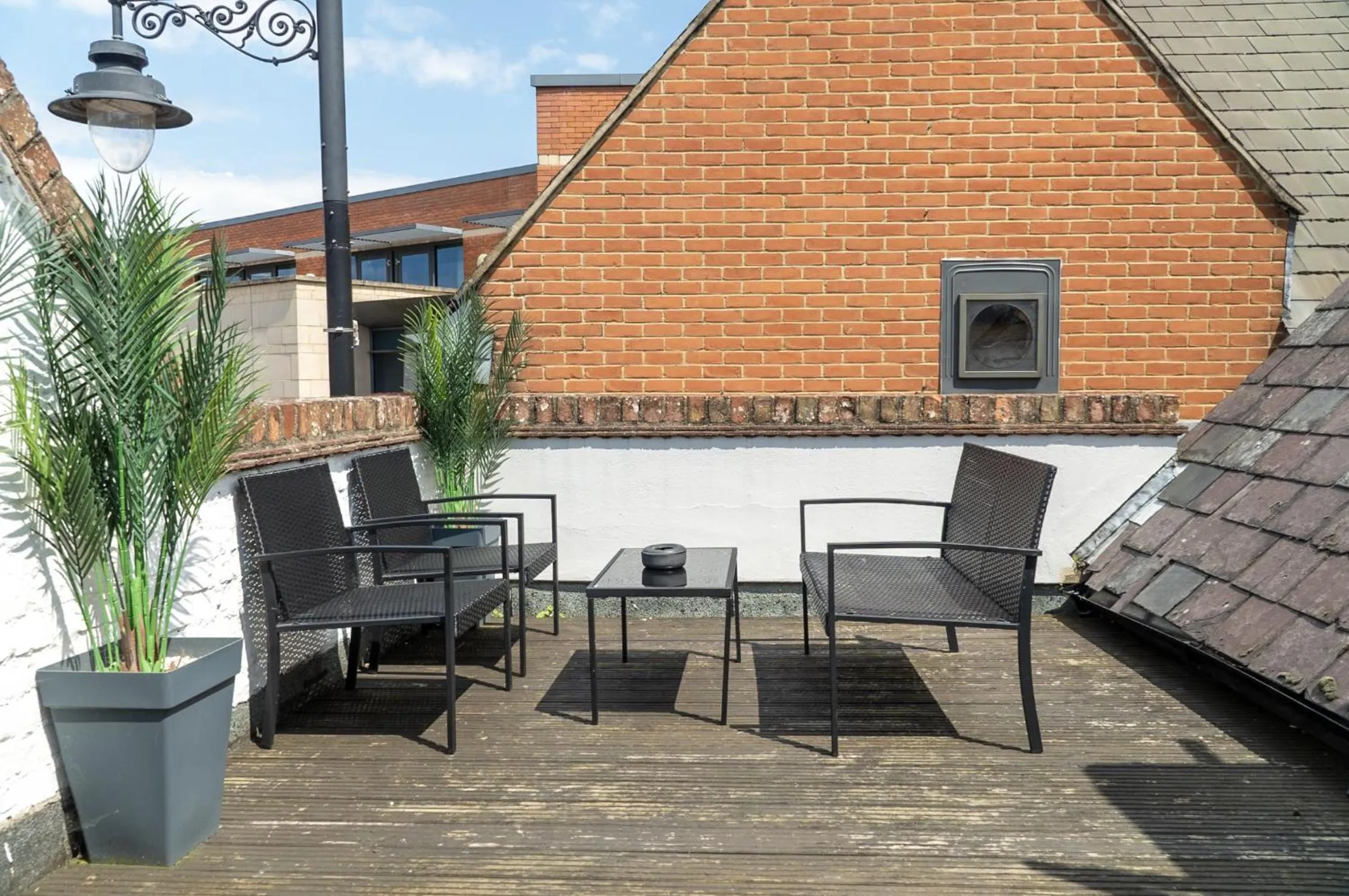 Deluxe King Room in The Red Lion Hotel