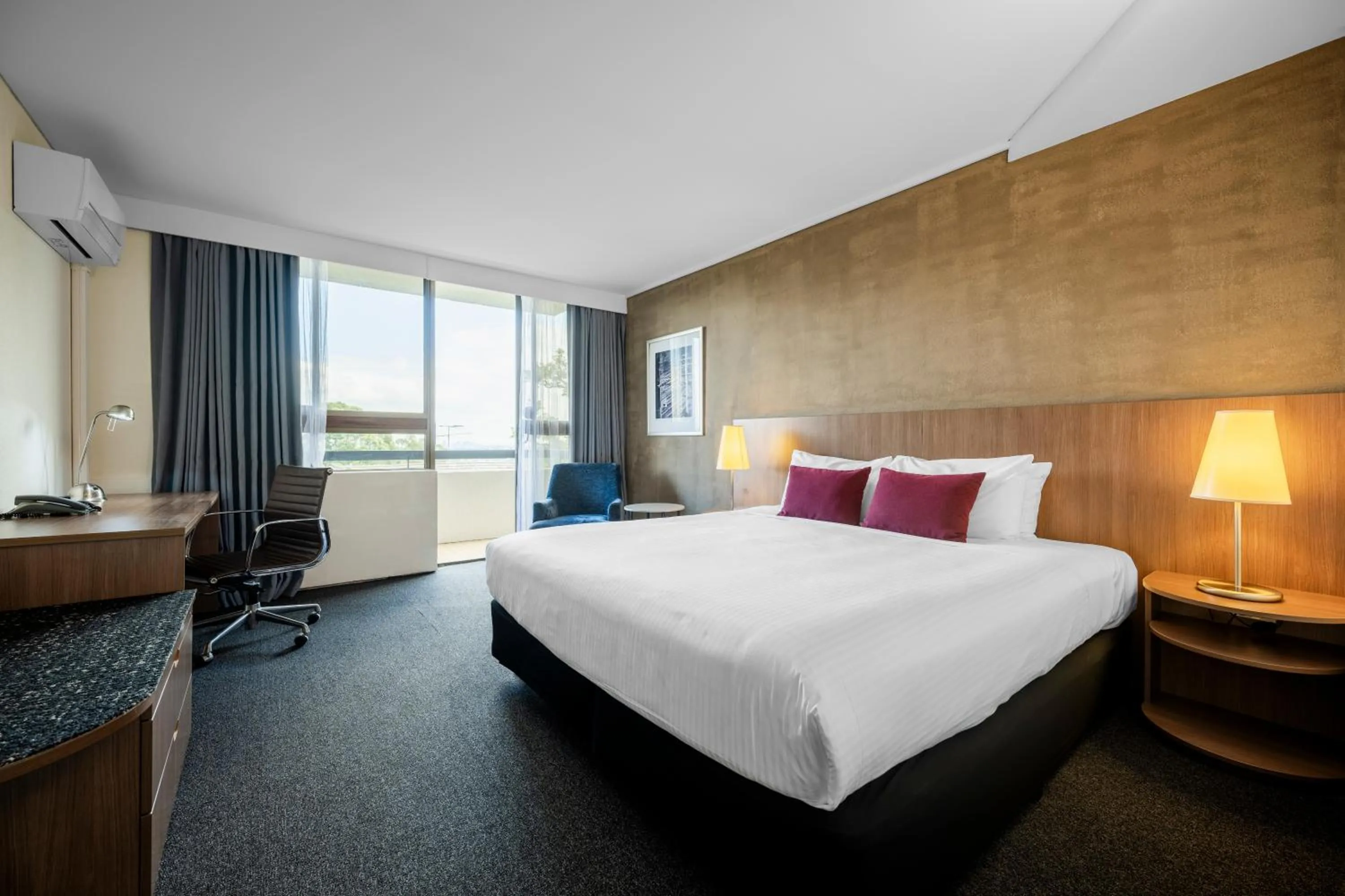 Urban Balcony Room in Hotel Urban St Leonards