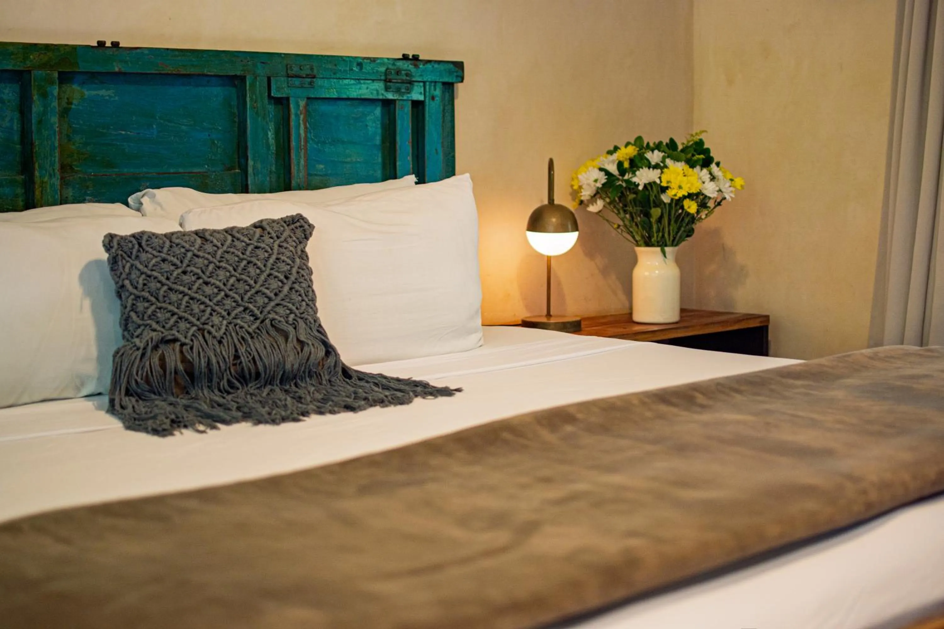 King Room with Balcony in Sunset House