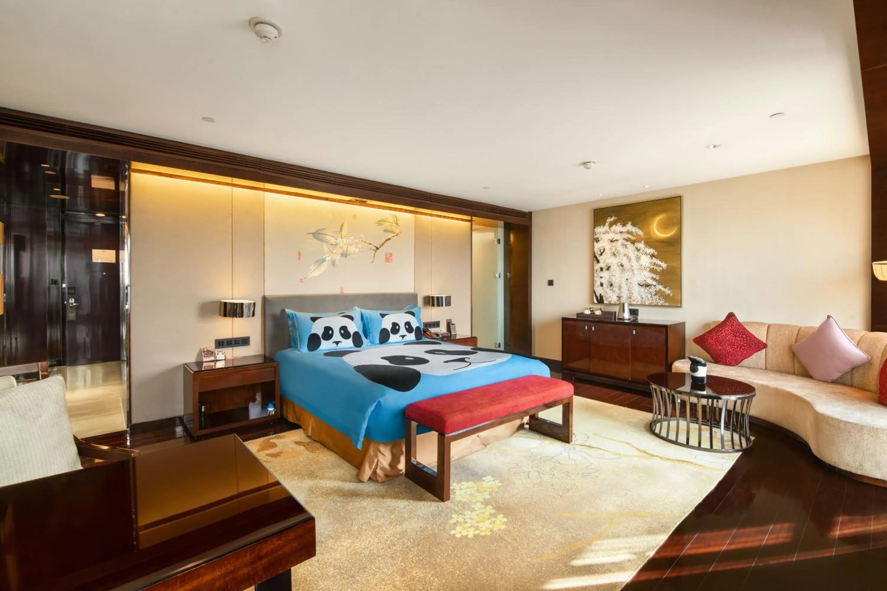 Standard King Room - Panda Theme in Crowne Plaza Chengdu Panda Garden by IHG