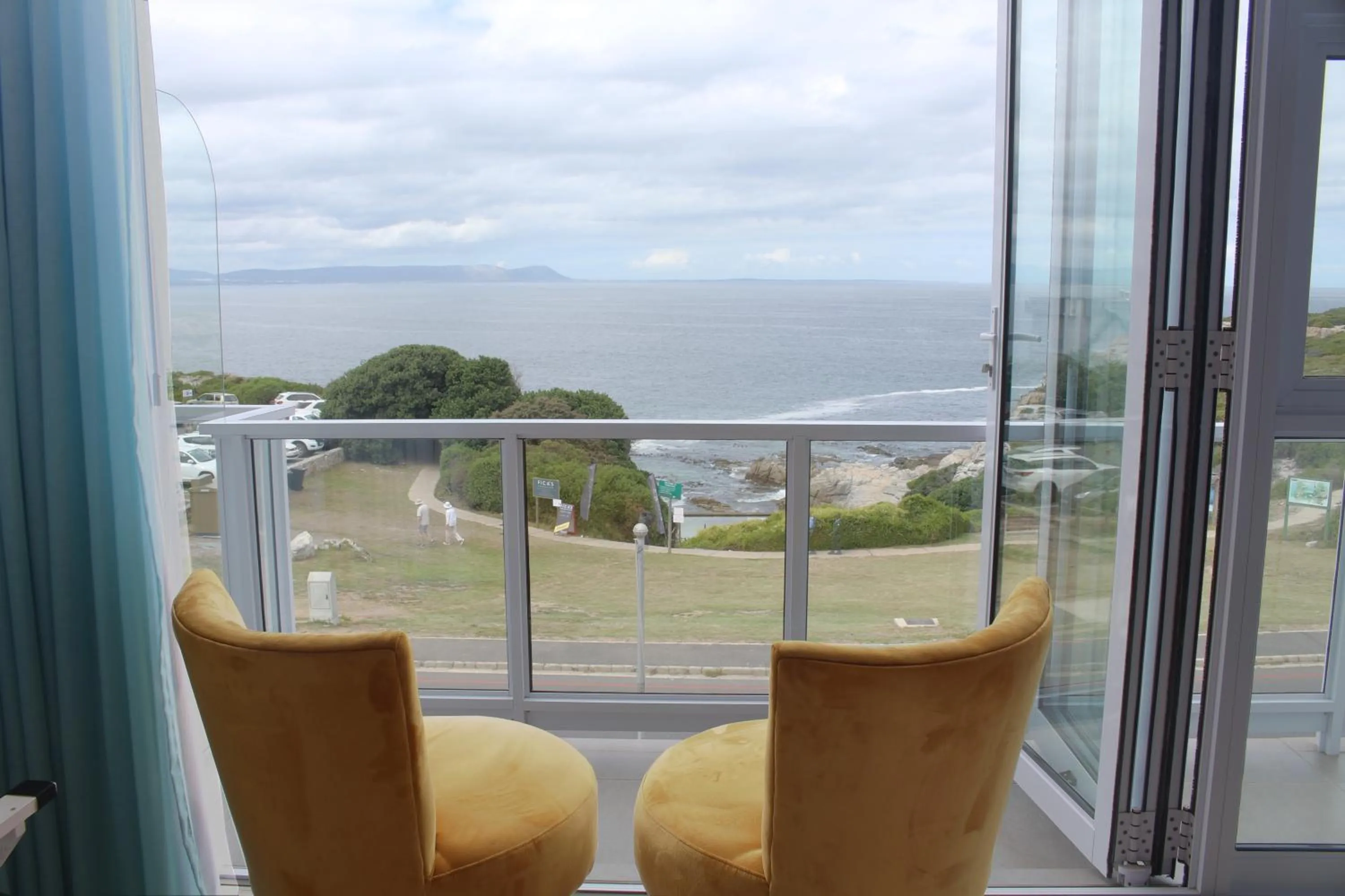 Honeymoon Suite in Hermanus Boutique Guest House