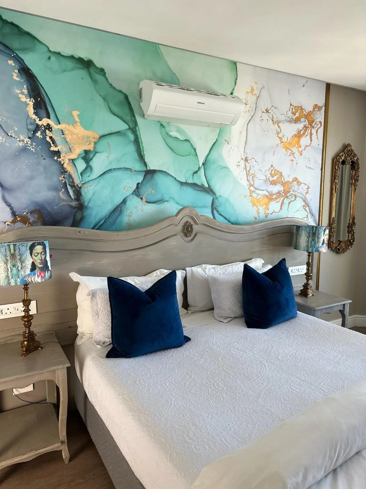 Luxury Sea View Room with Balcony in Hermanus Boutique Guest House