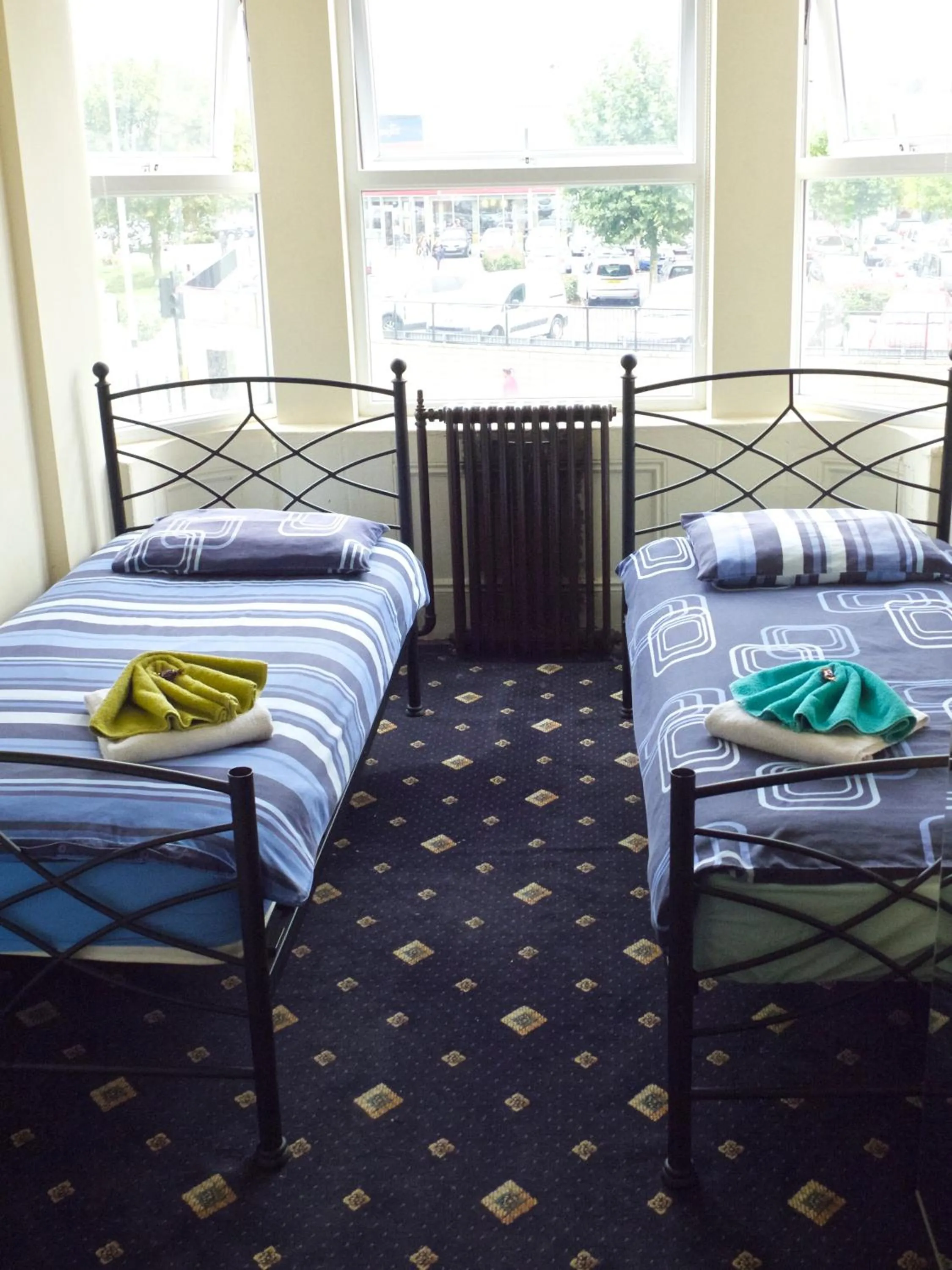 Twin Room in Beaconsfield Hotel