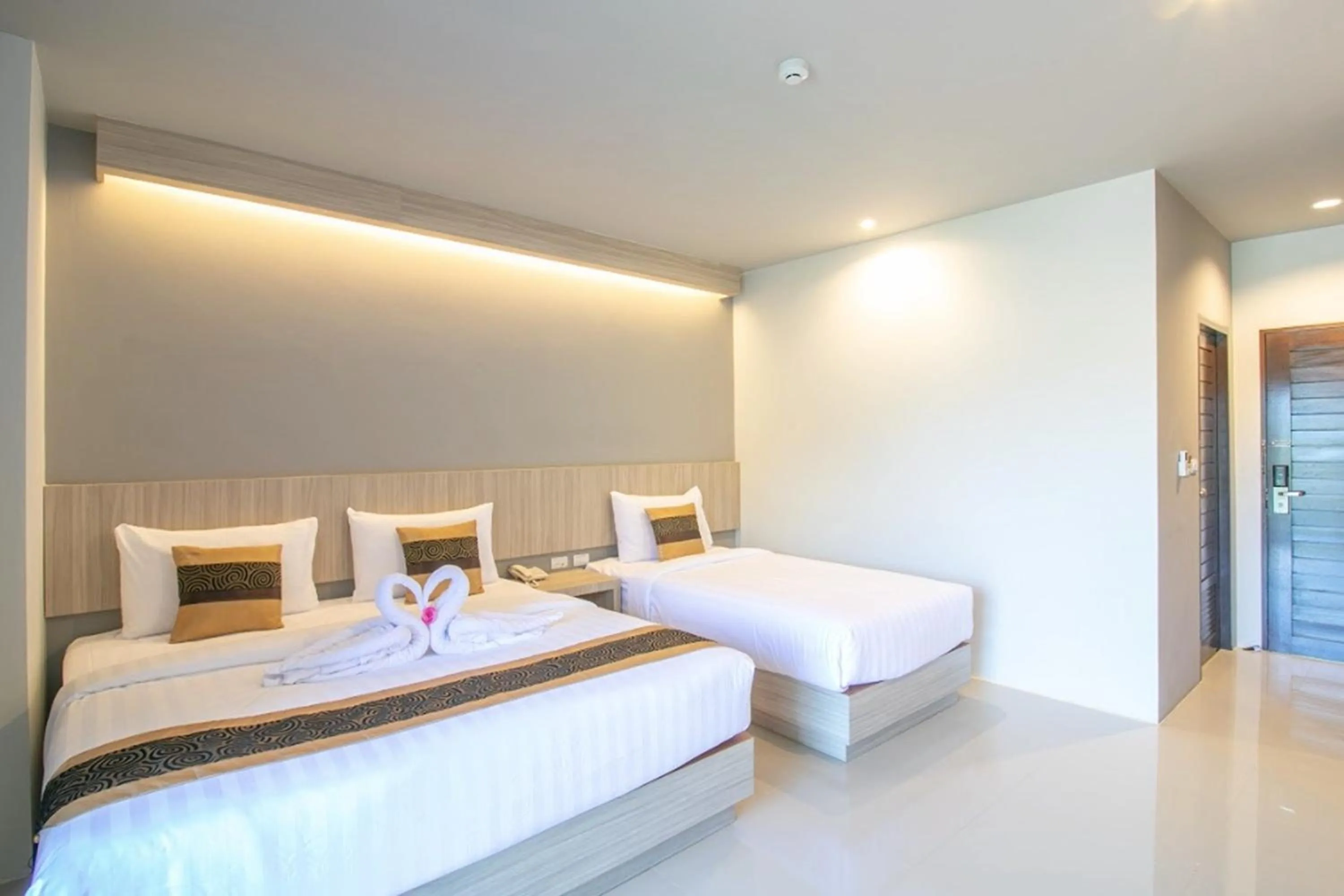 Superior Triple Room in Carpio Hotel Phuket