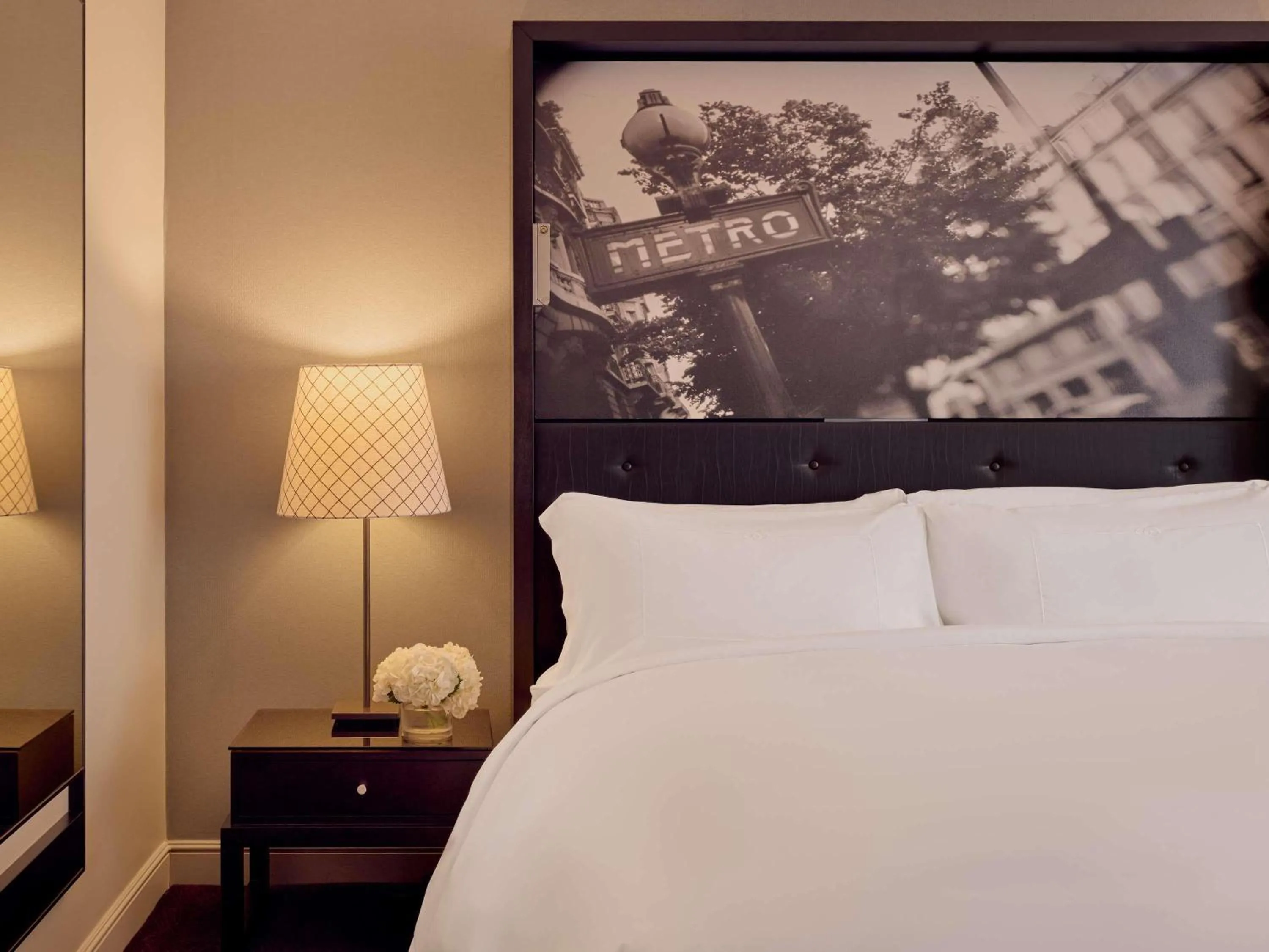 LUXURY CITY ROOM King Bed, High Floor, City View in Sofitel Brisbane Central