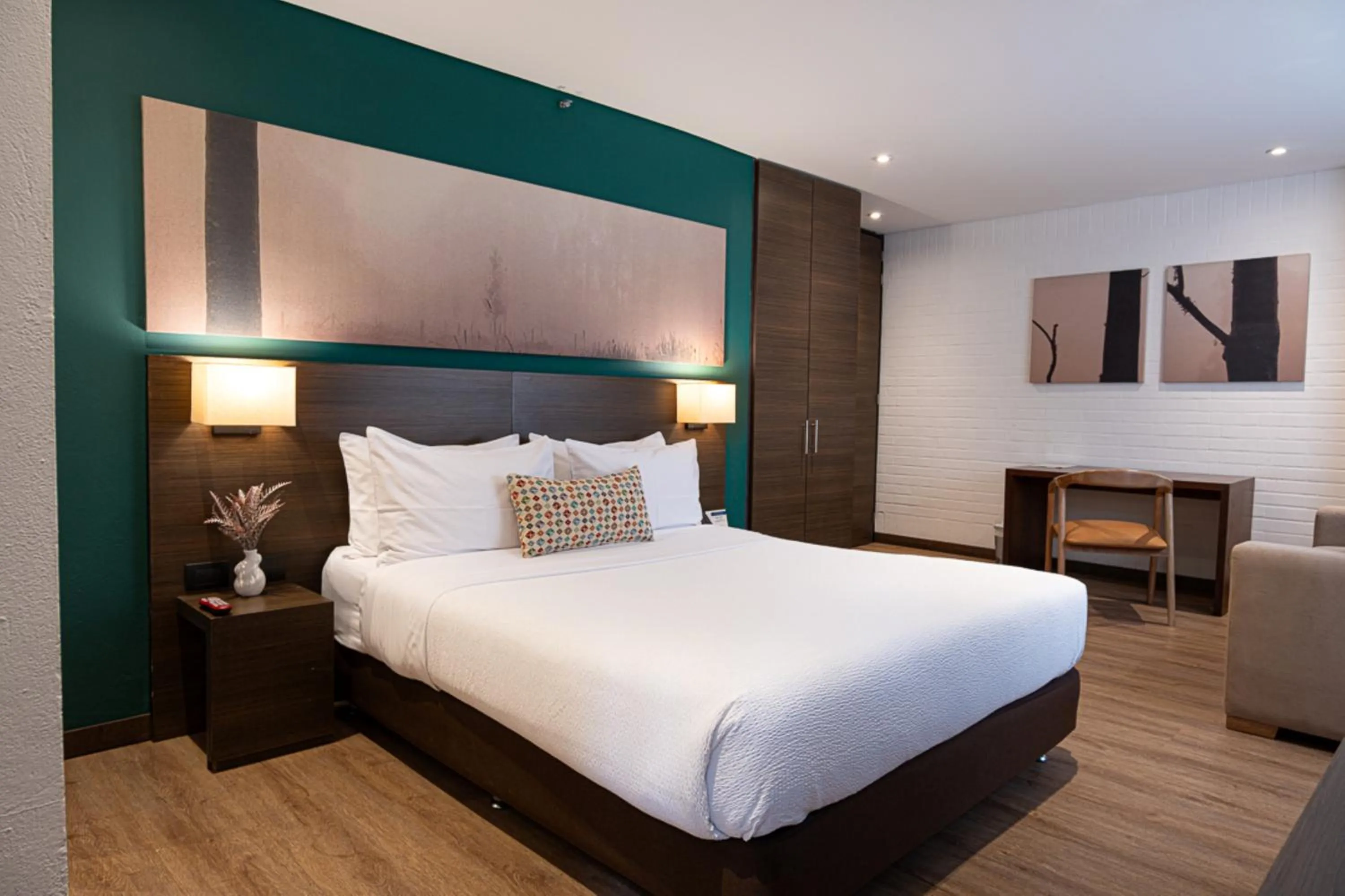 Deluxe Double Room in 84 DC Bogotá By OxoHotel