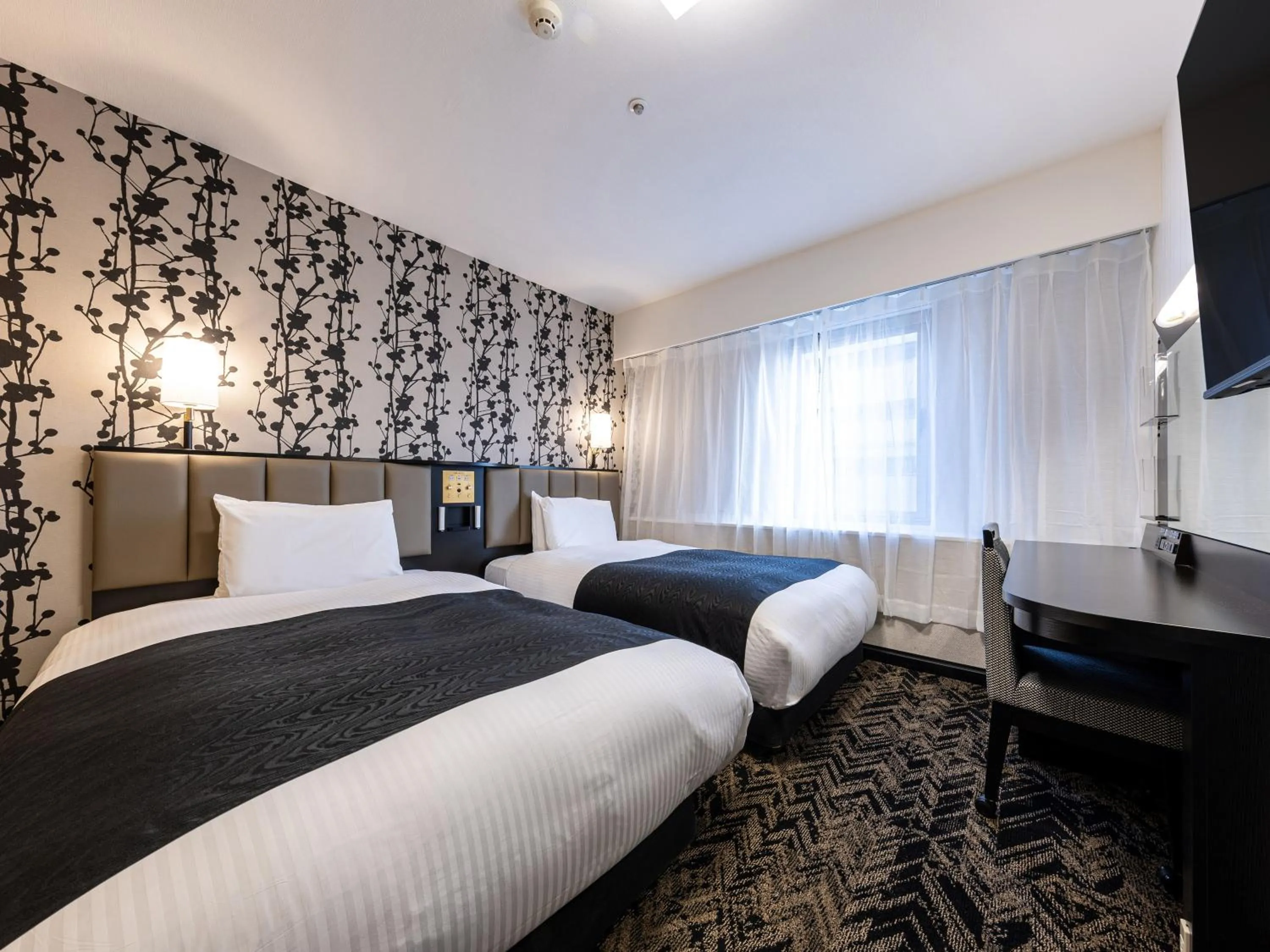 Twin Room - single occupancy - Smoking in APA Hotel Himeji Ekikita