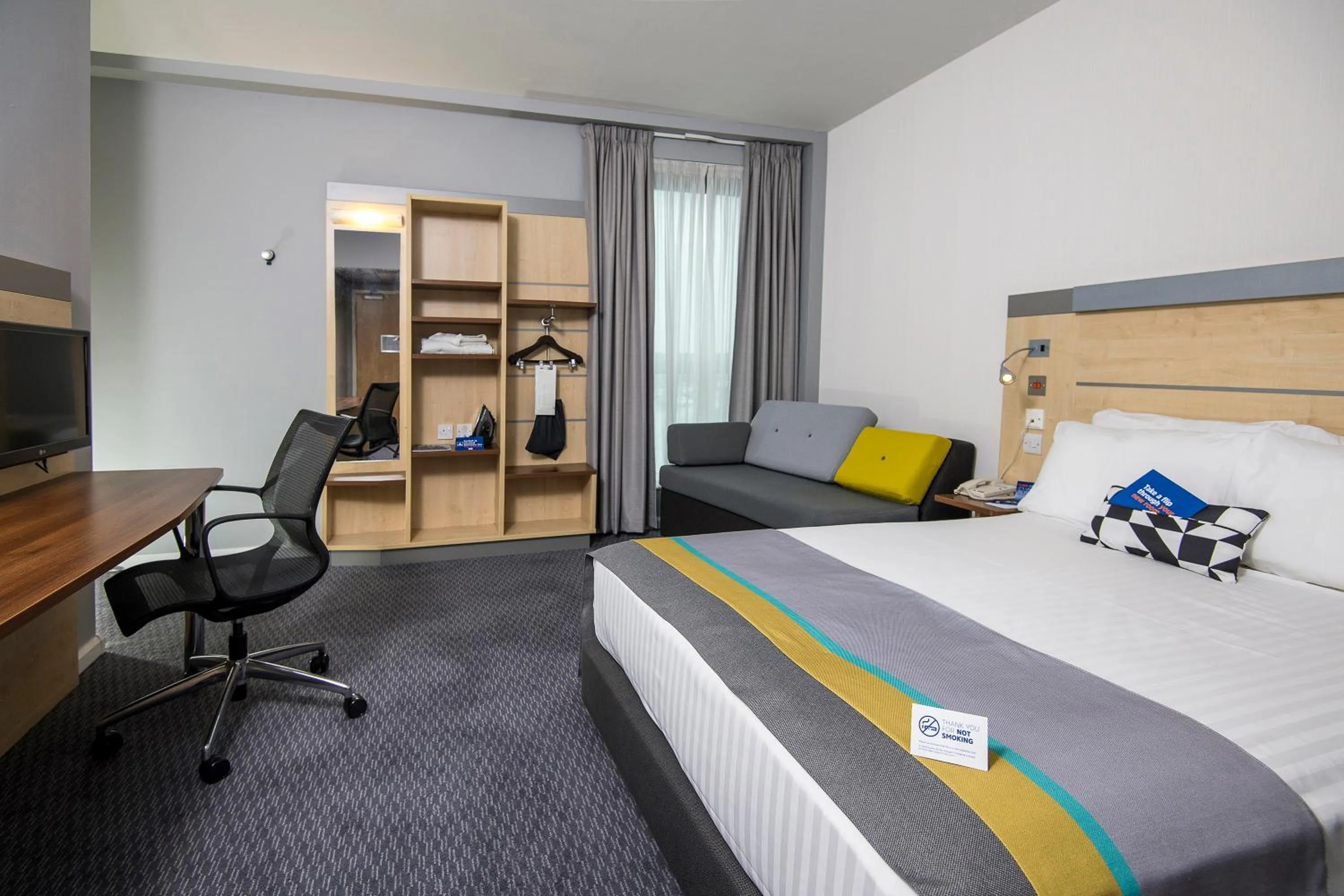 Double Room with Free Hot Breakfast - Accessible in Holiday Inn Express Hull City Centre by IHG