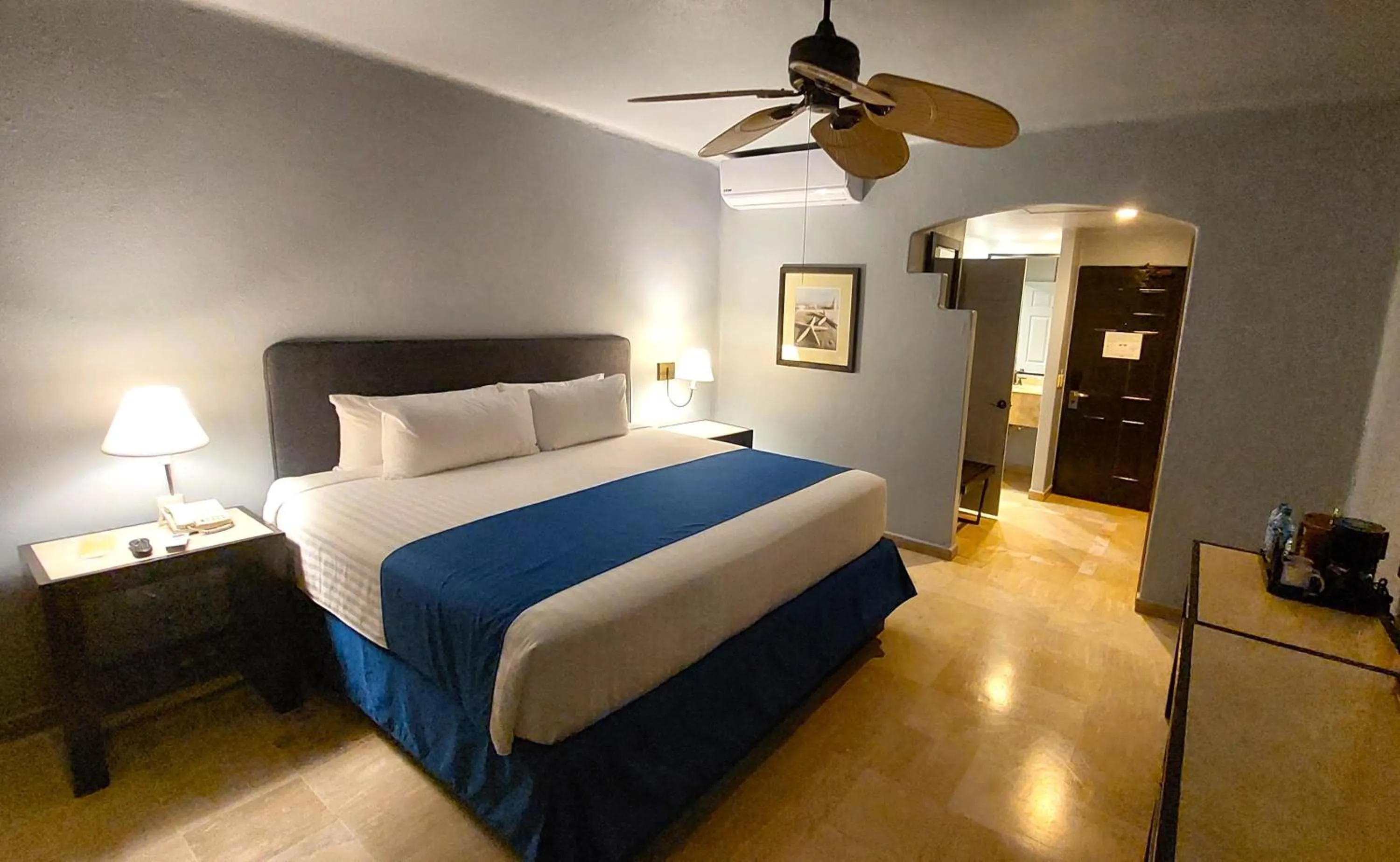 Deluxe Room Pool View with Balcony 2 Queen Beds in Peñasco del Sol Hotel