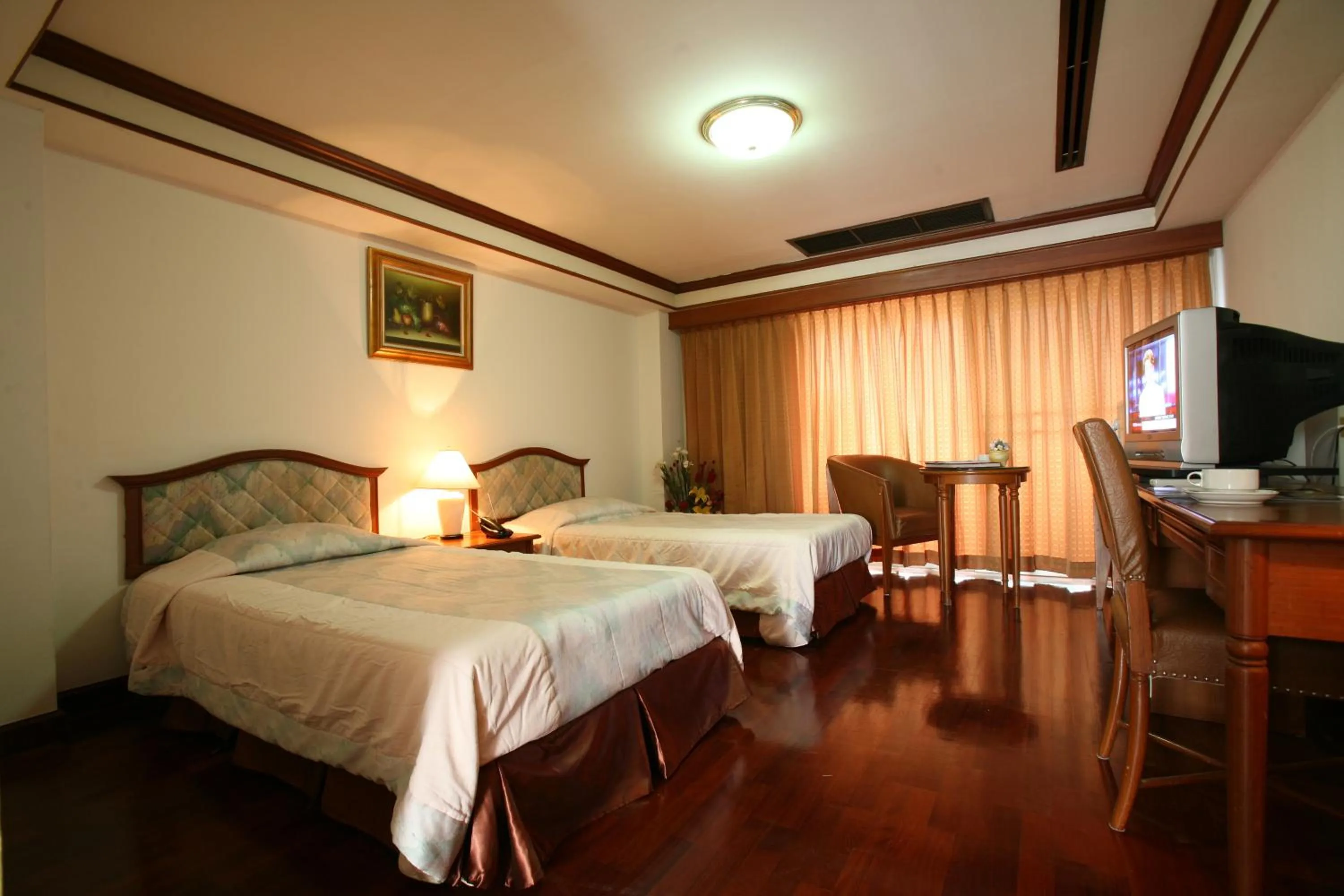 Superior Double or Twin Room in Interchange Tower Serviced Apartment - SHA Extra Plus