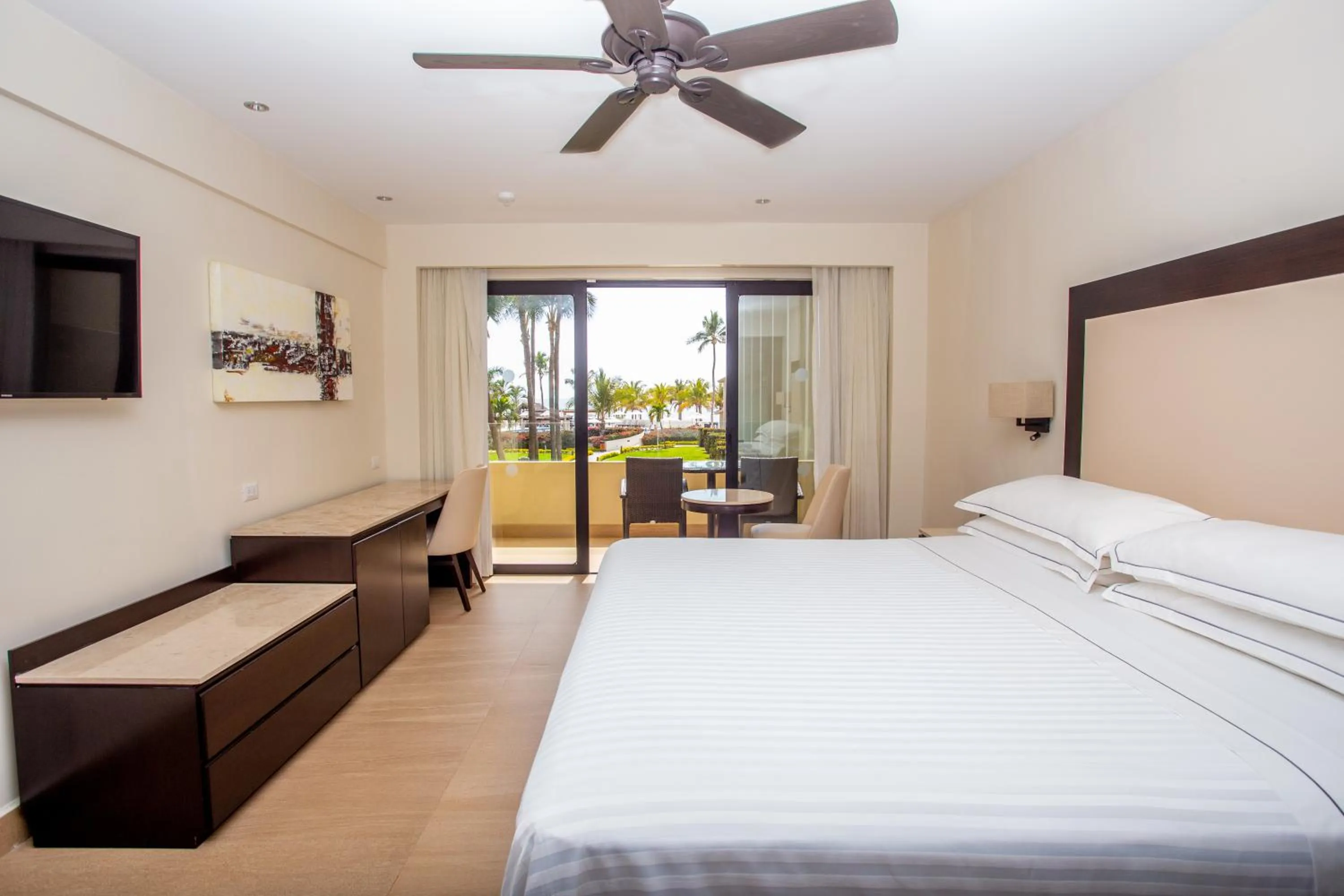 Deluxe Double Room with Balcony and Sea View in Occidental Nuevo Vallarta - All Inclusive