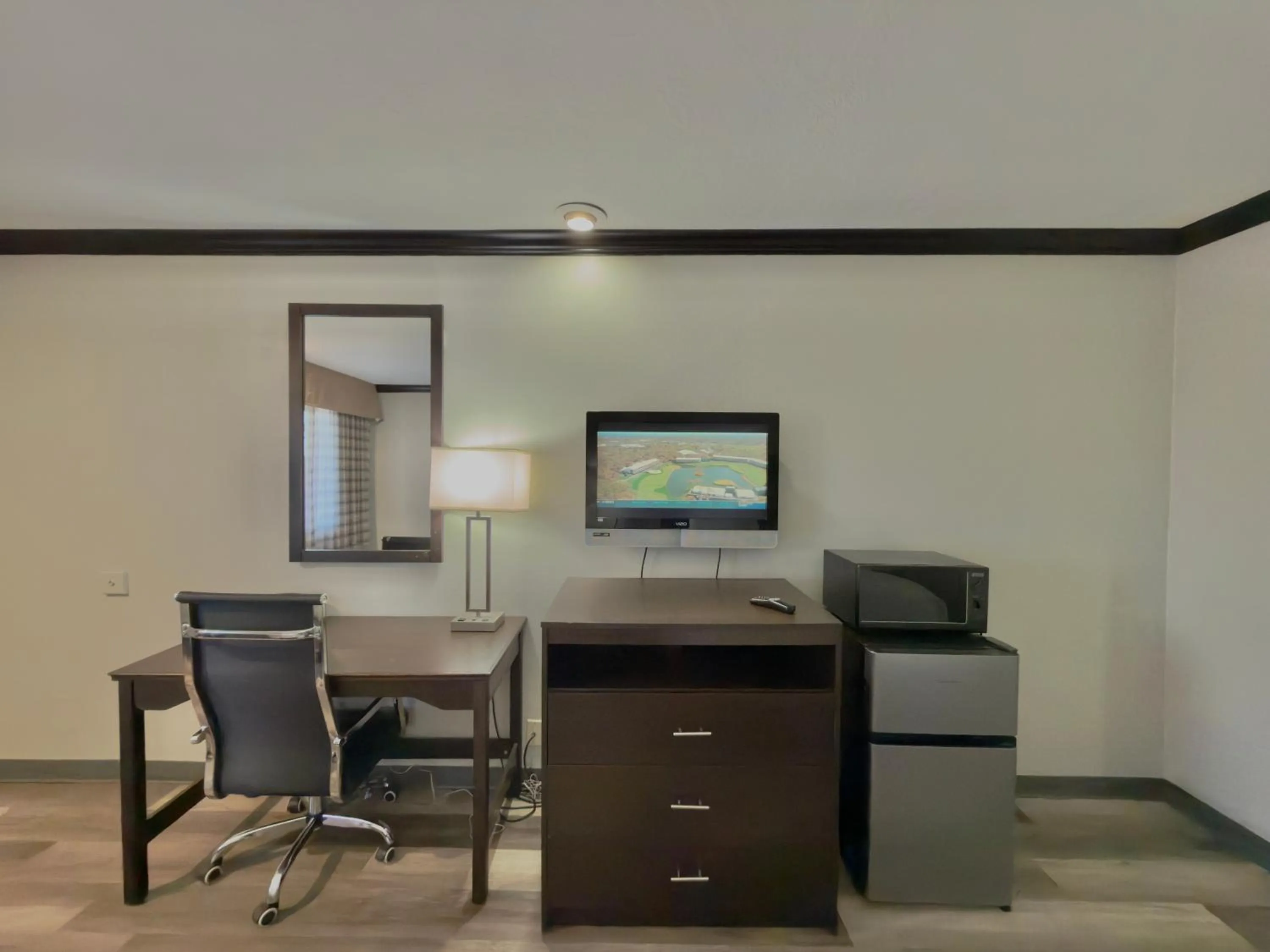 Discovery Inn
