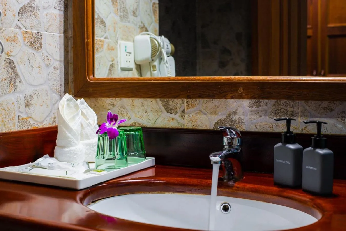 Family Connecting 2-Bedroom with River View  in Pierre Hotel