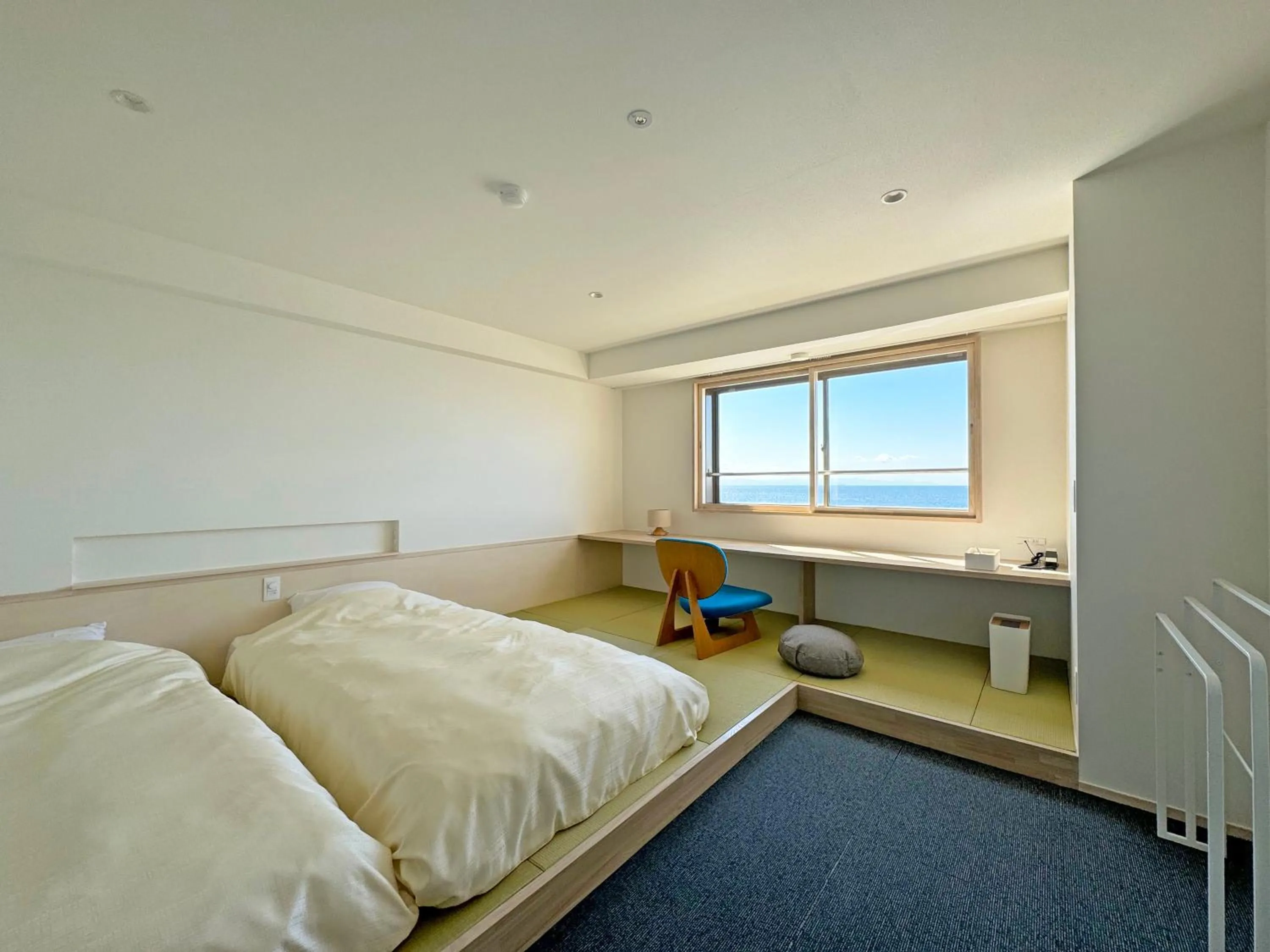 Superior Twin Room with Sea View in Yunohama Hotel