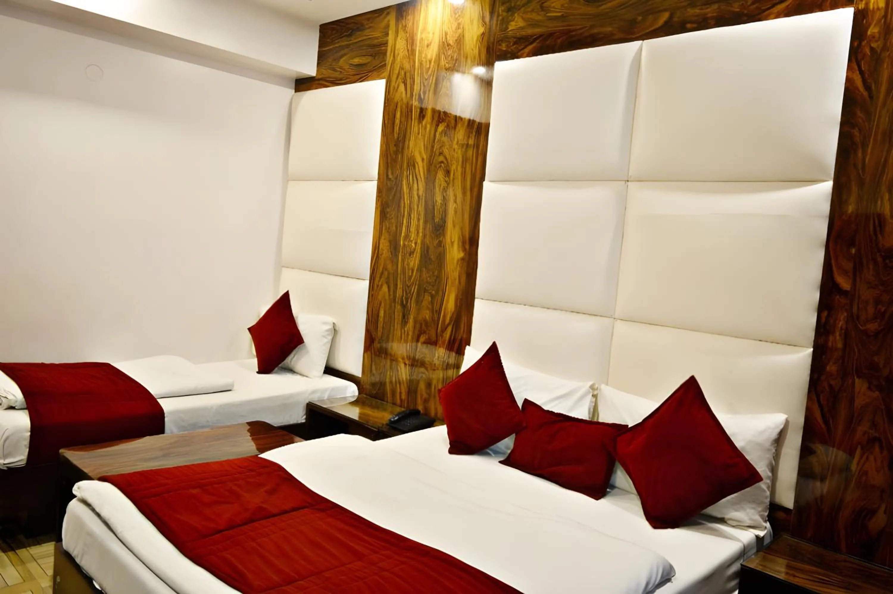 Comfort Triple Room in Hotel Sun International