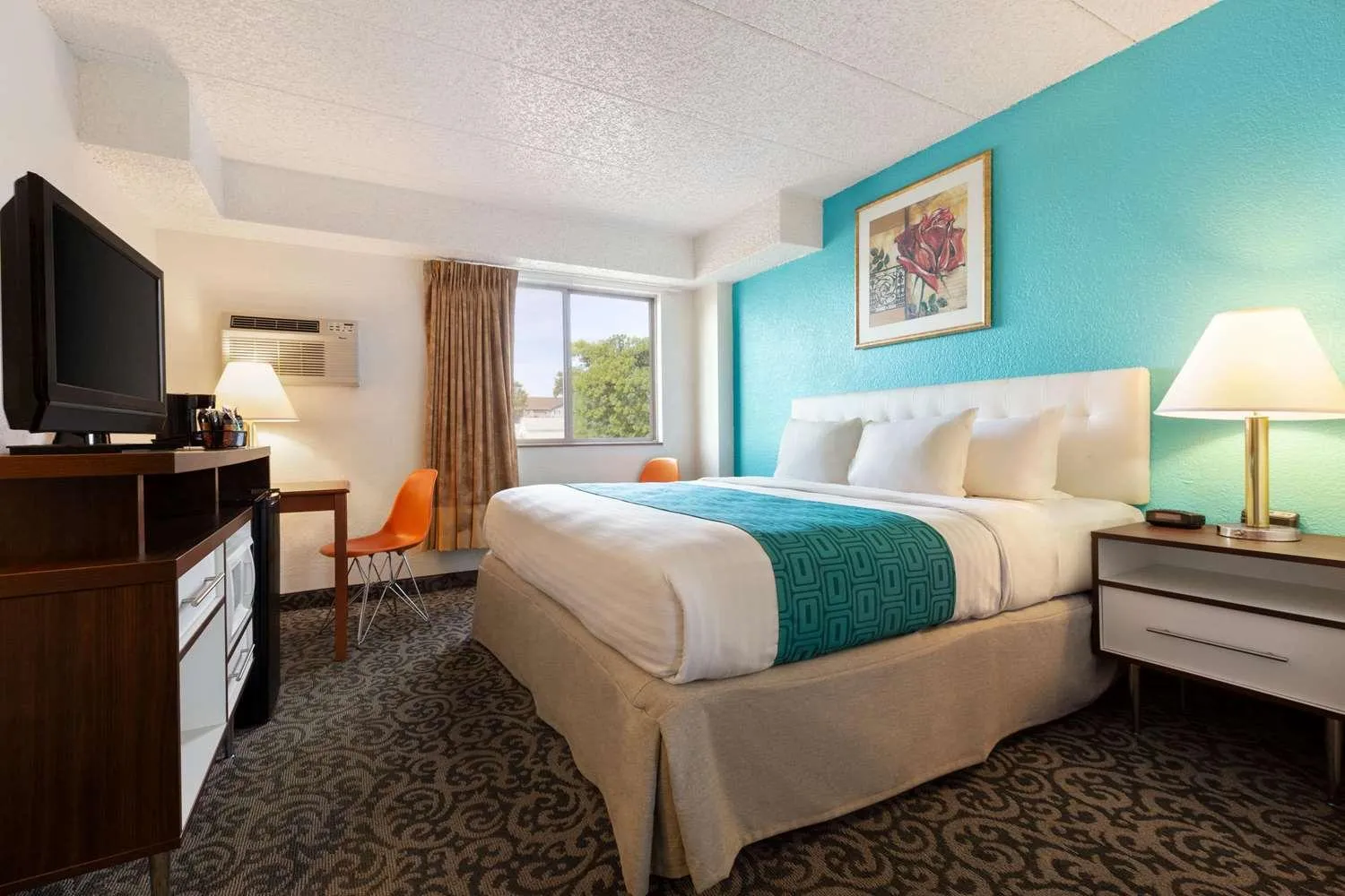 Queen Room - Disability Access/Non-Smoking in Howard Johnson by Wyndham Billings