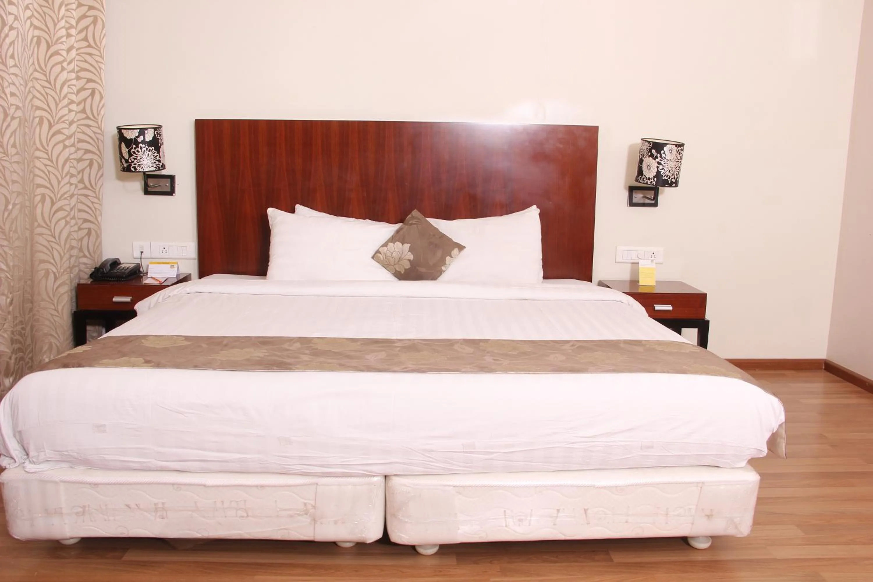 Premiere Deluxe Suite - single occupancy in The Aures (formerly known as Keys Select The Aures)