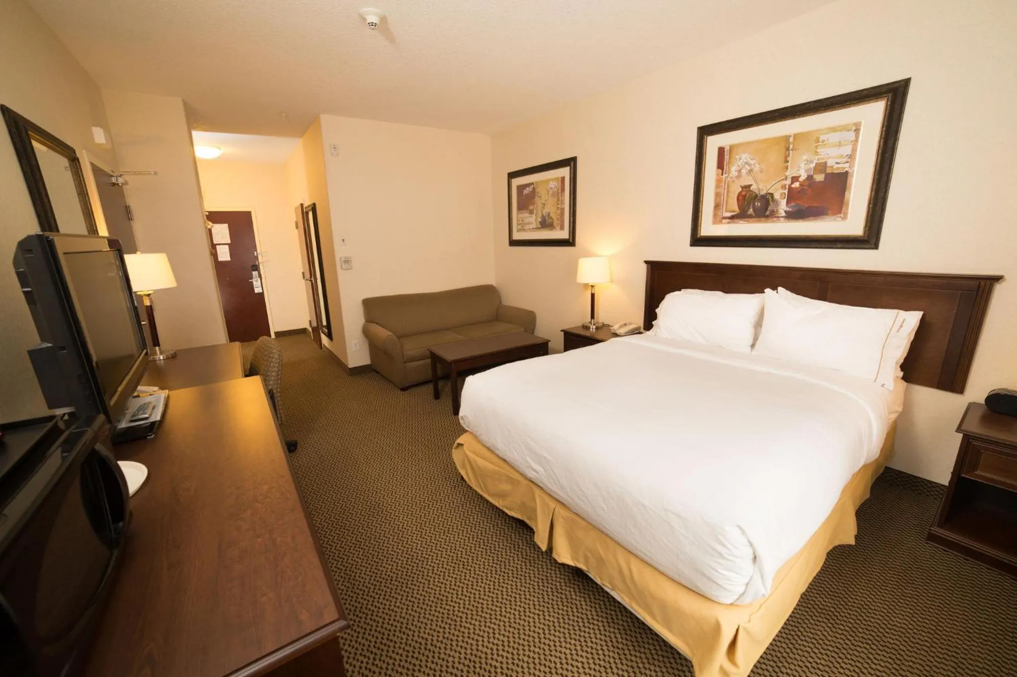 Double Room - Non-Smoking  in Holiday Inn Express Hotel & Suites - Slave Lake by IHG