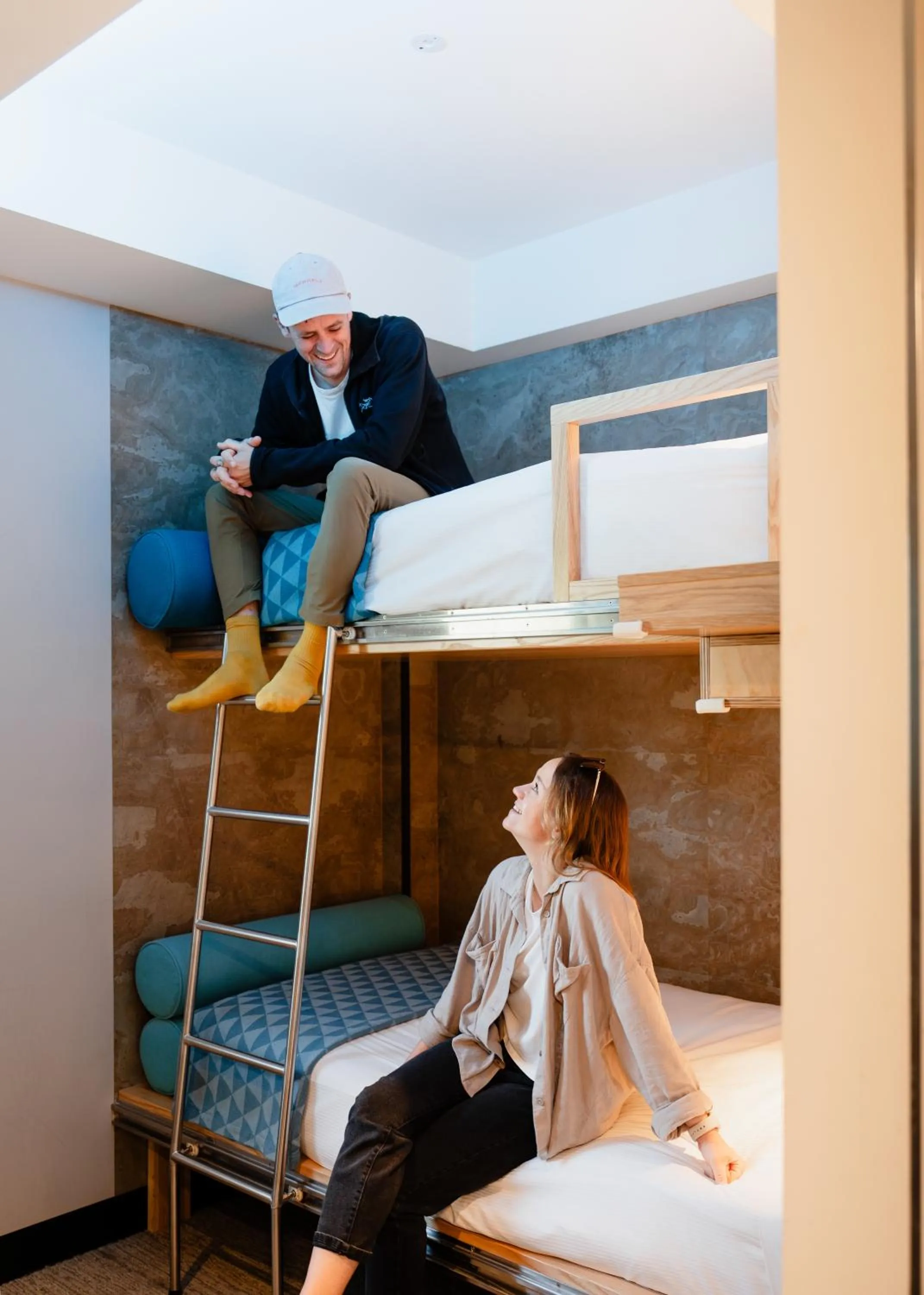 Private Bunk With Walk In Shower in mi-pad Queenstown