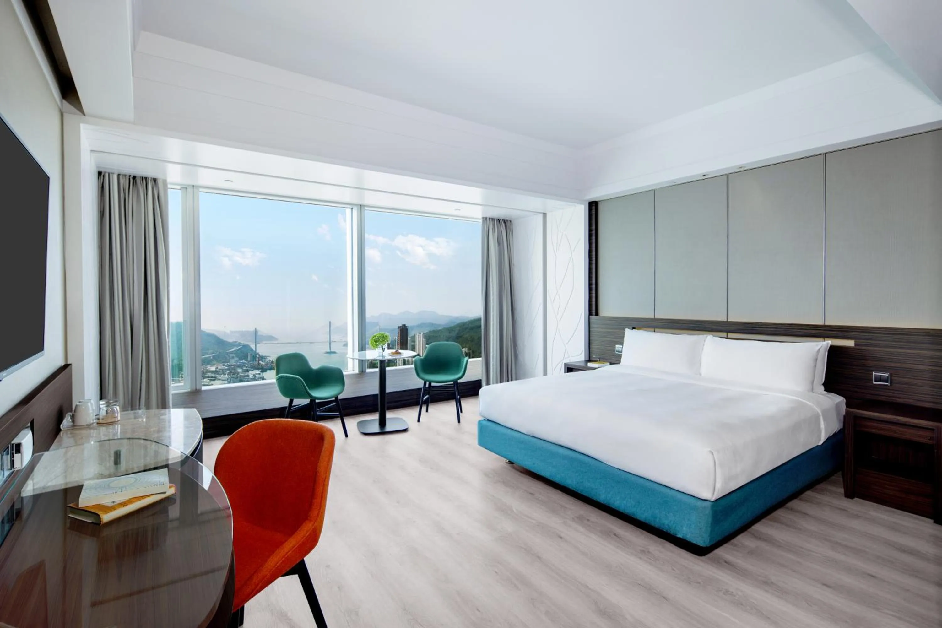 Premier Harbor View (Tower 2) - 1 King Bed in Nina Hotel Tsuen Wan West