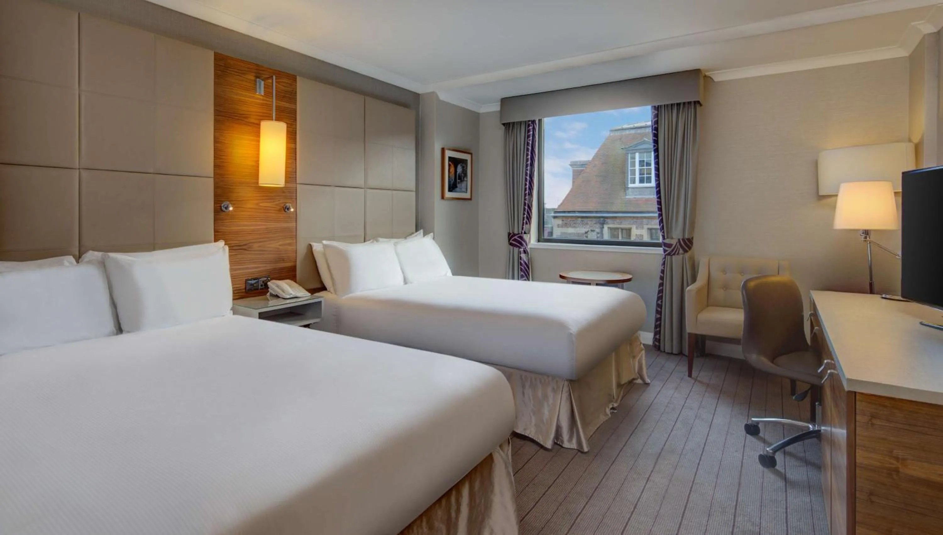 Executive Double Room with Two Double Beds in Hilton Cambridge City Centre