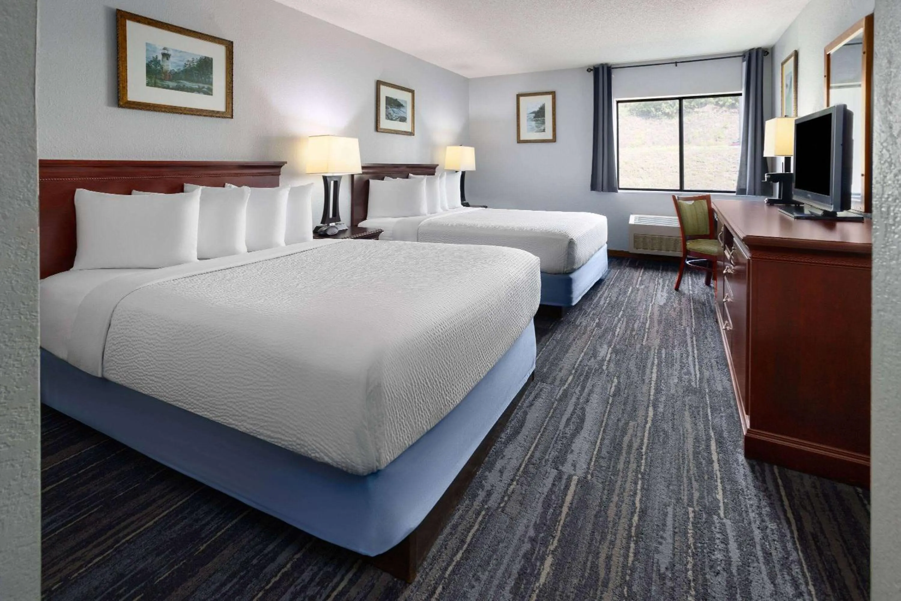Queen Room with Two Queen Beds - Non-Smoking in Days Inn by Wyndham Iron Mountain