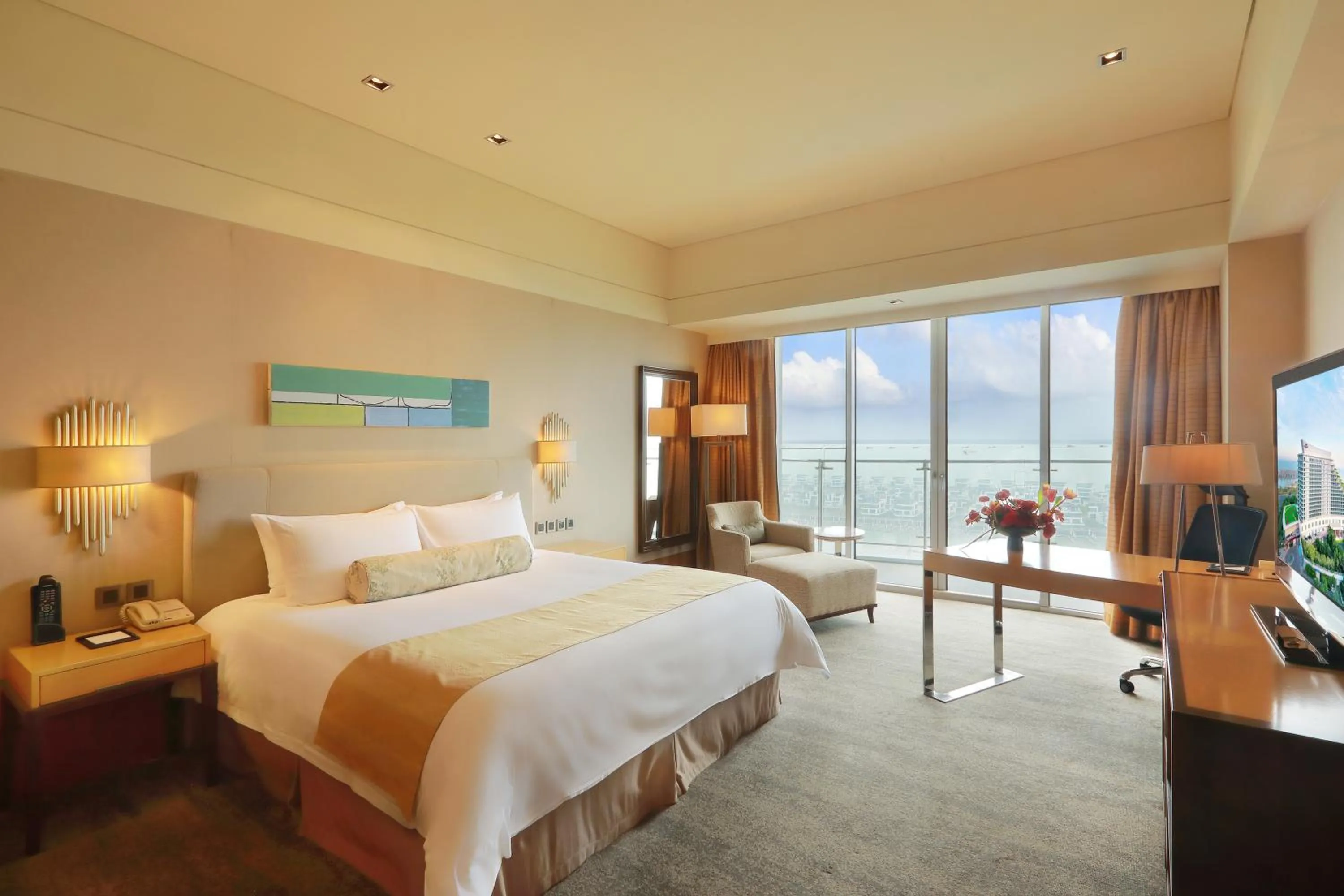 Deluxe Seaview Queen Room in Xiamen International Conference Center Hotel Prime Seaview Hotel