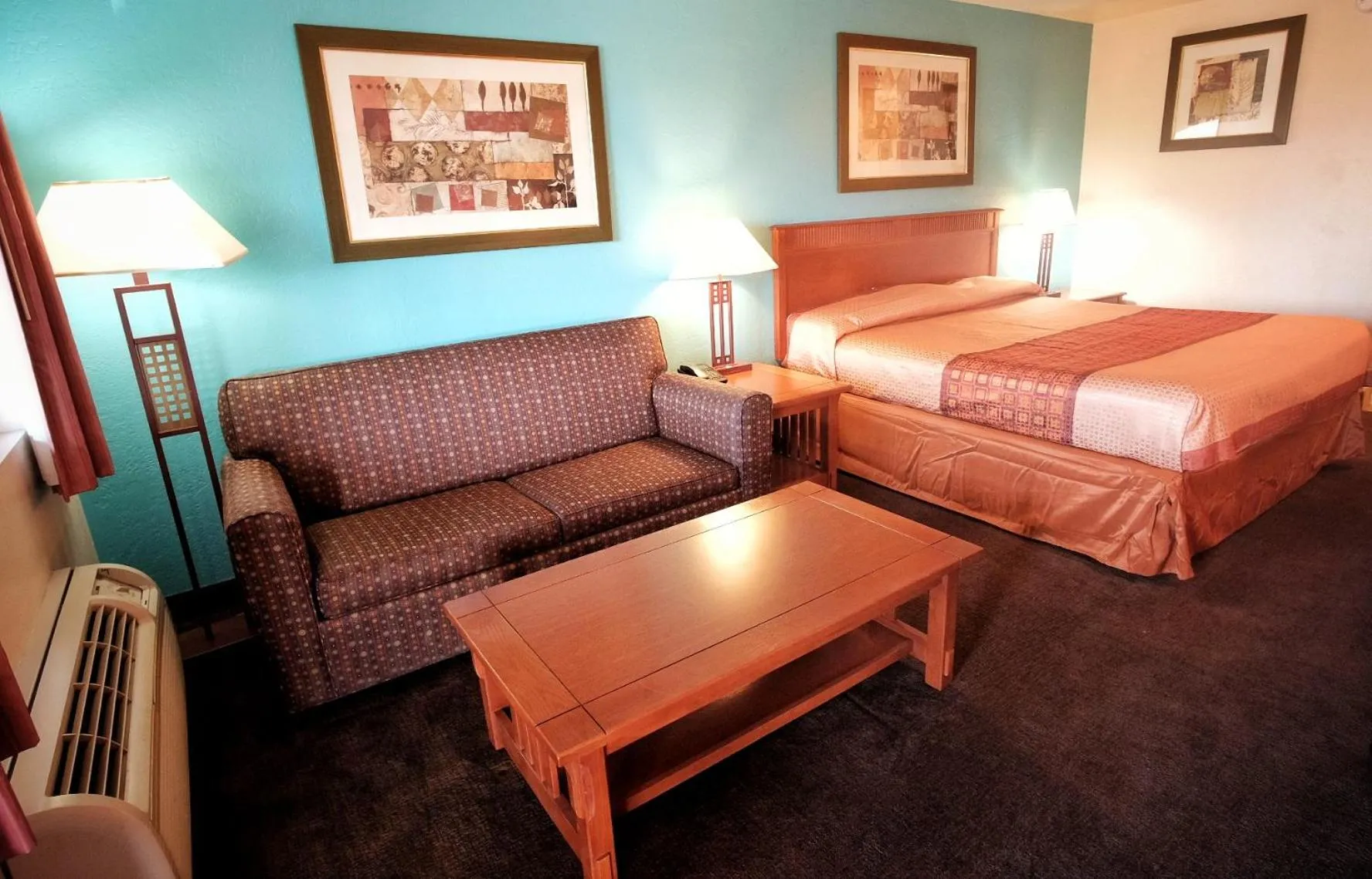 King Studio in Claridge Inn - St. George