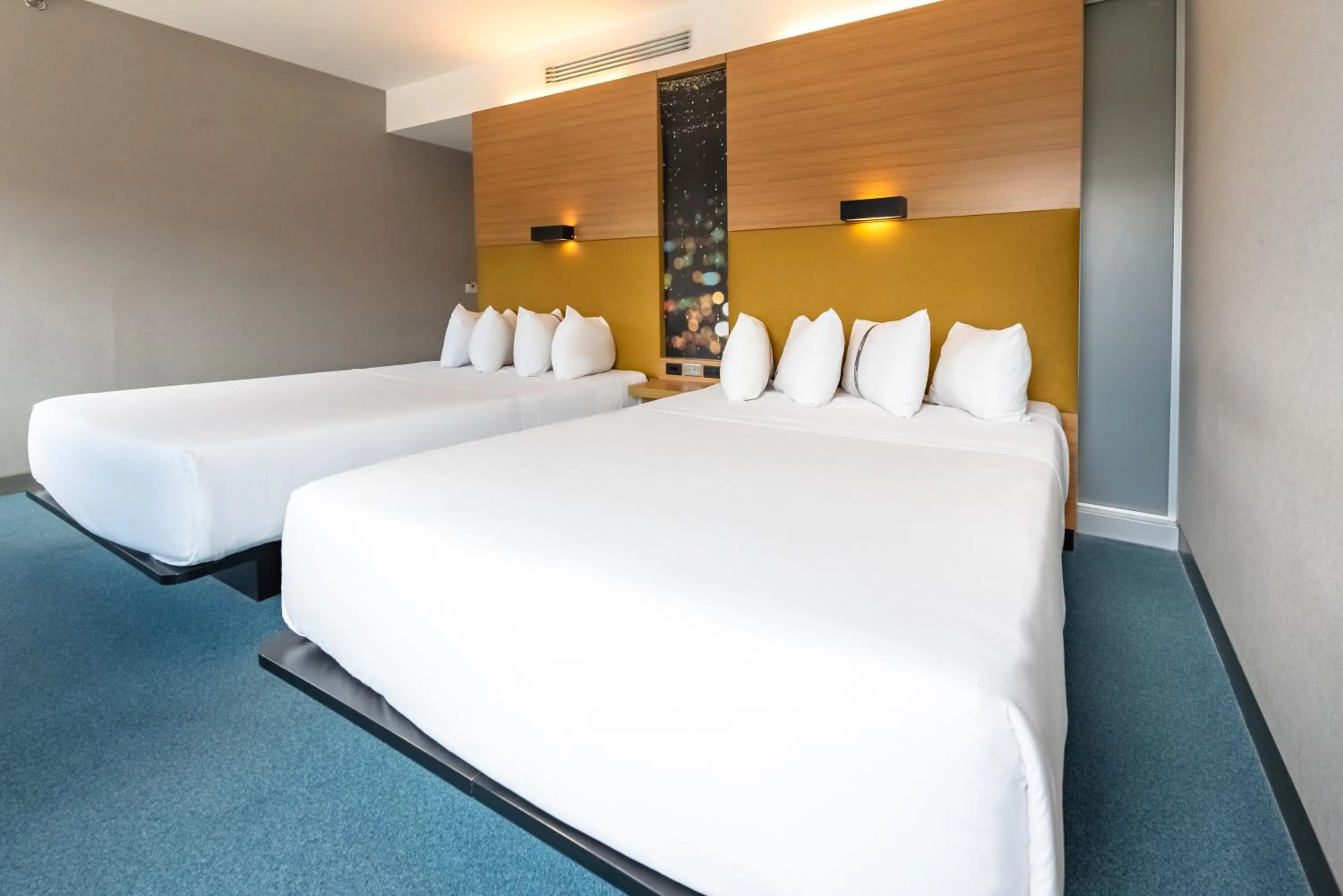 Aloft Guest Room, Guest room, 2 Double in Aloft Bogotá Airport