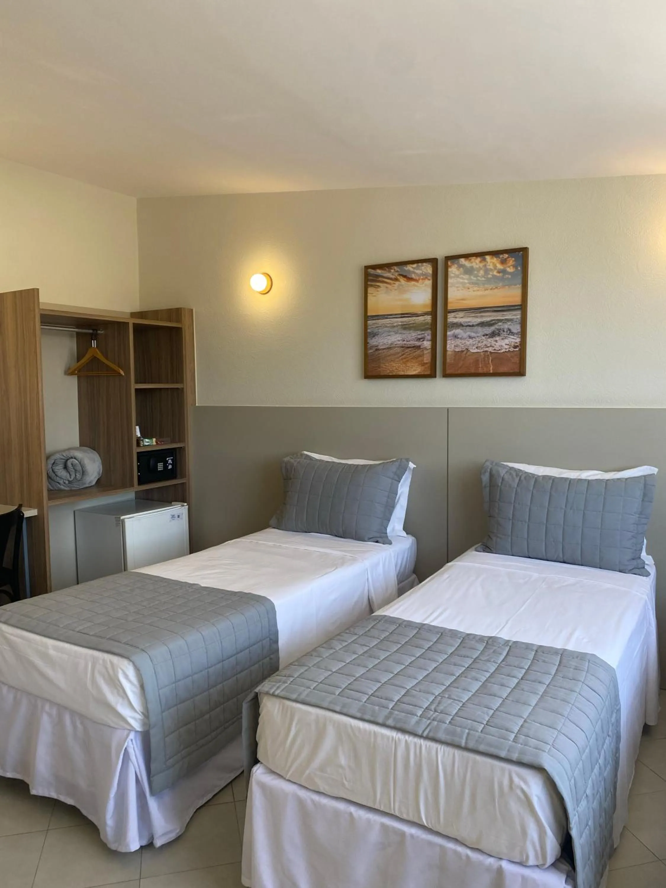 Double Room - single occupancy in Malibu Plaza Hotel