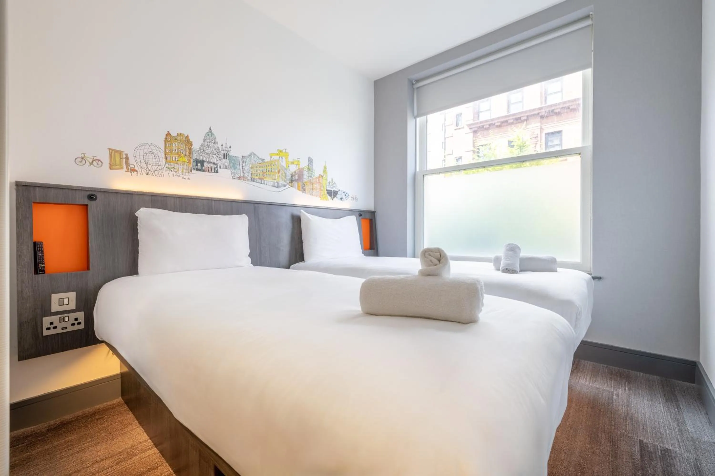 Small Twin Room in easyHotel Belfast