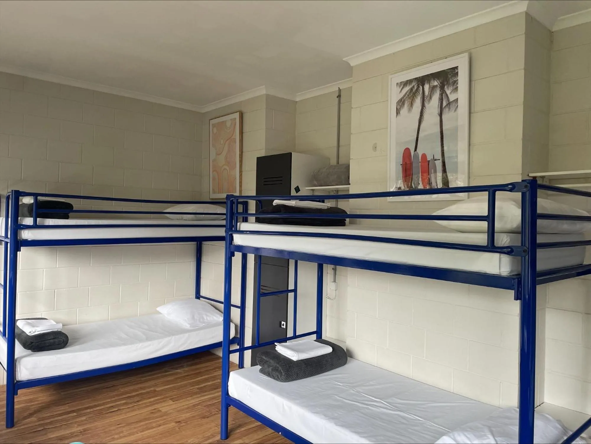 Bed in 6-Bed Mixed Dormitory Room in YHA Coolangatta Gold Coast
