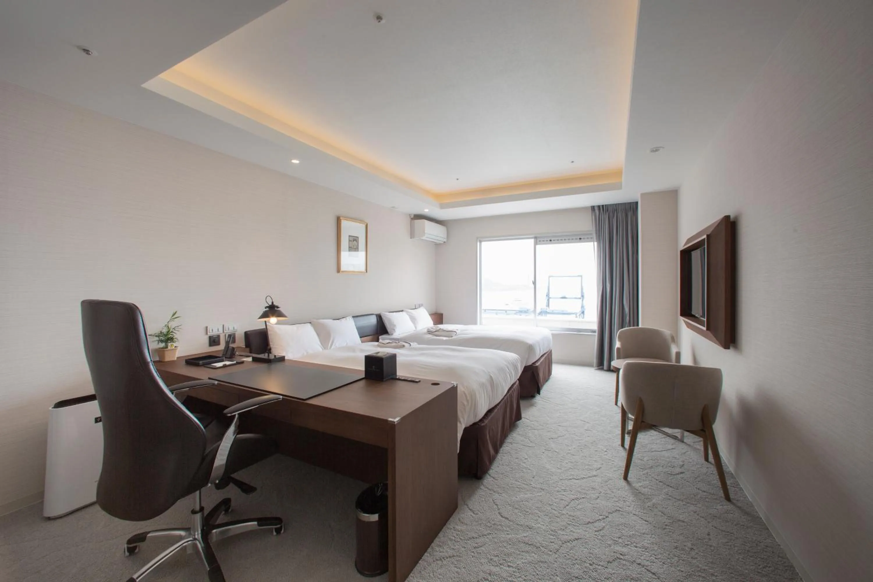 Twin Room - single occupancy in Clayton Bay Hotel